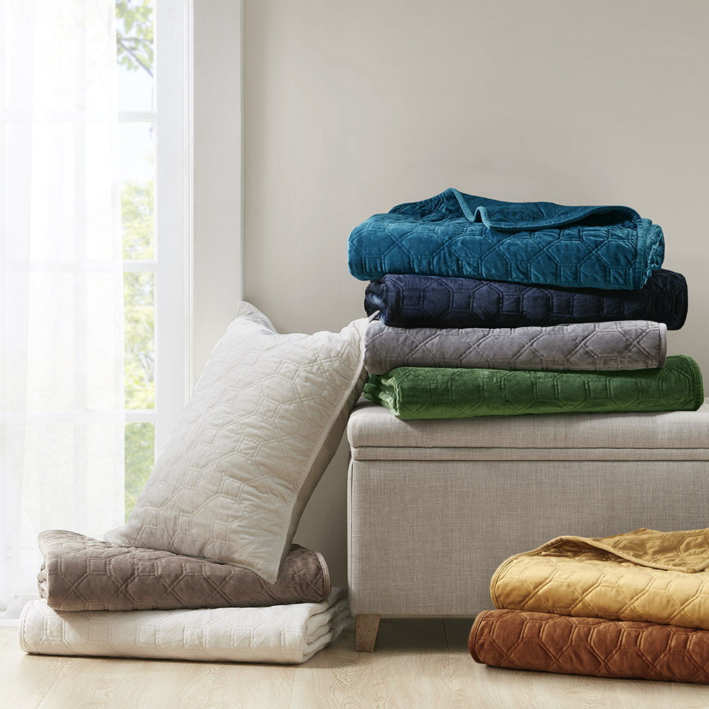 Harper - 3 Piece Velvet Quilt Set - Rust