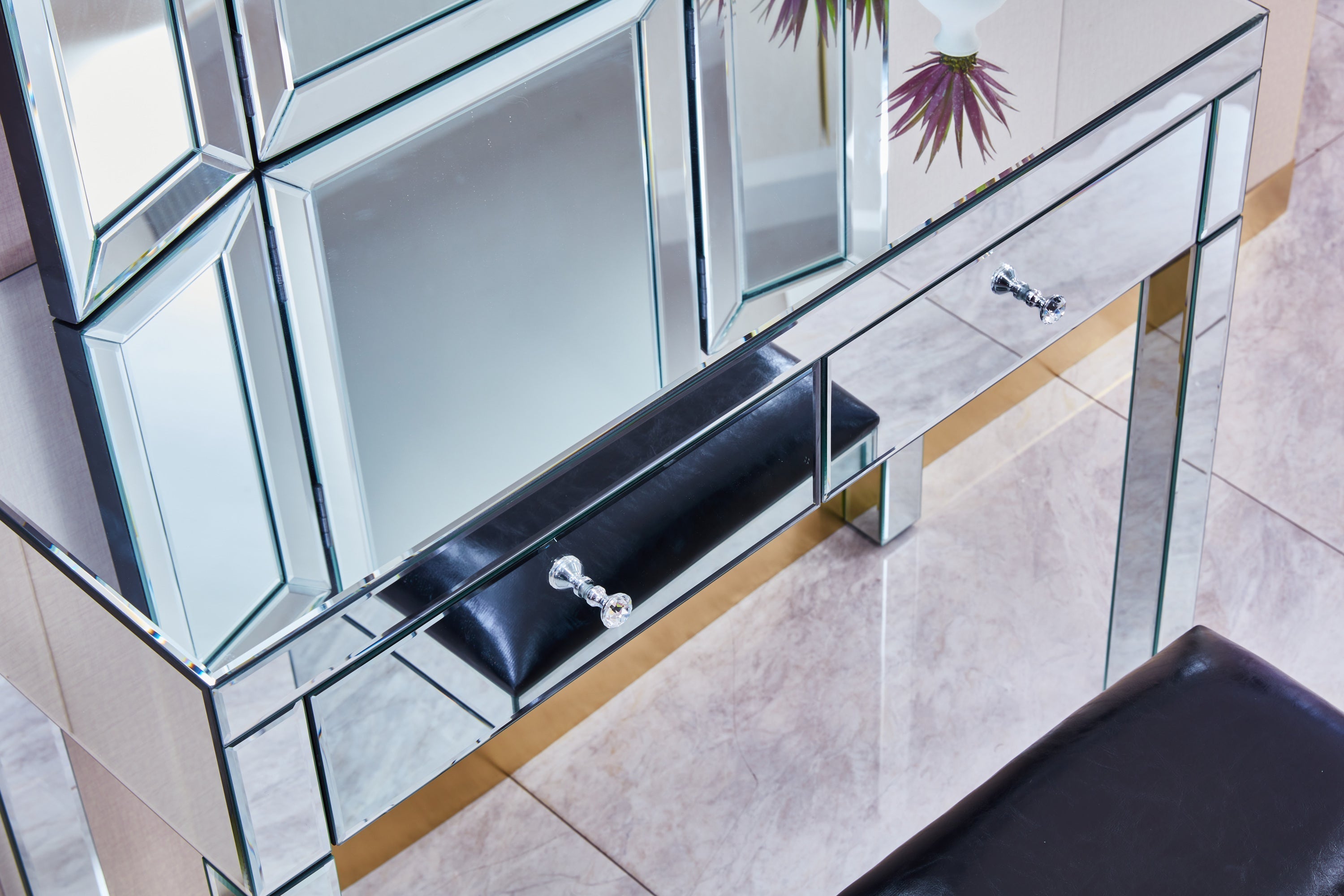 W 39.4 inch X D 15.7 inch X H 31.5 inch Mirror desktop dressing table, 2 drawer dressing table, suitable for female and girl home offices