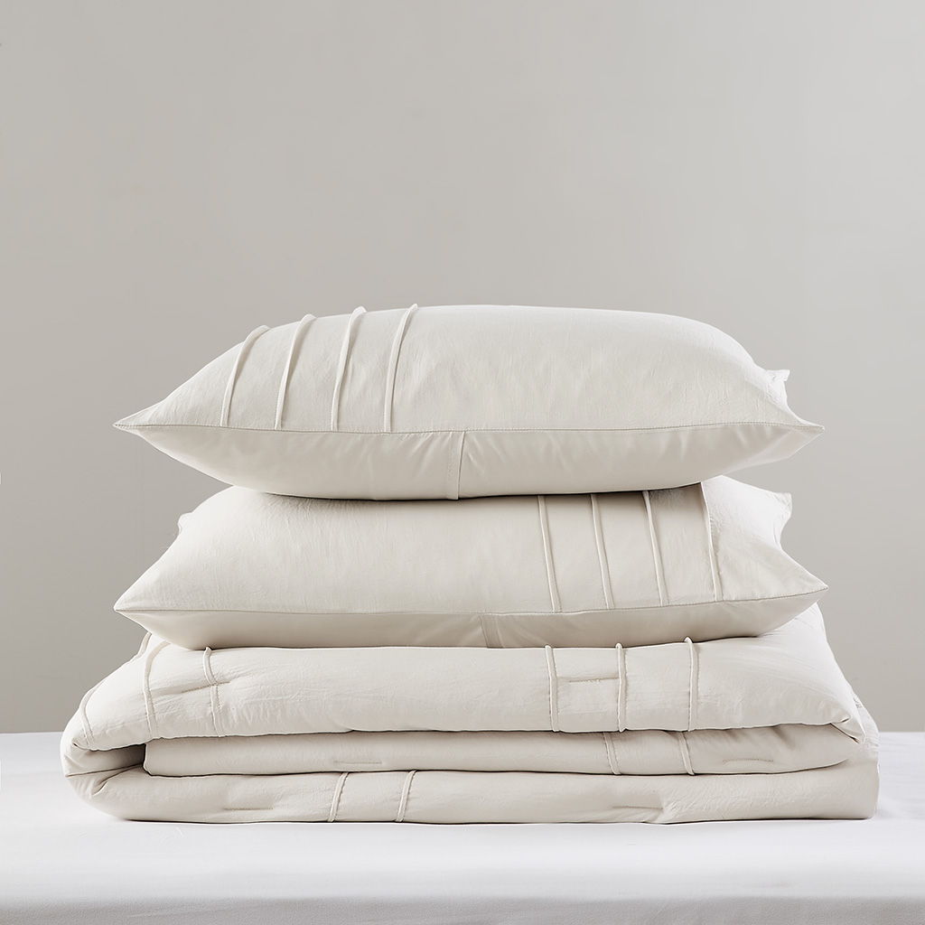 Porter - King Soft Washed Pleated Comforter Set - Neutral