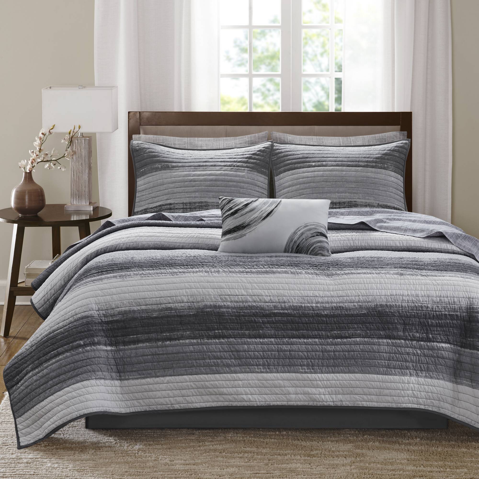Saben - Twin 6 Piece Quilt Set With Bed Sheets - Black