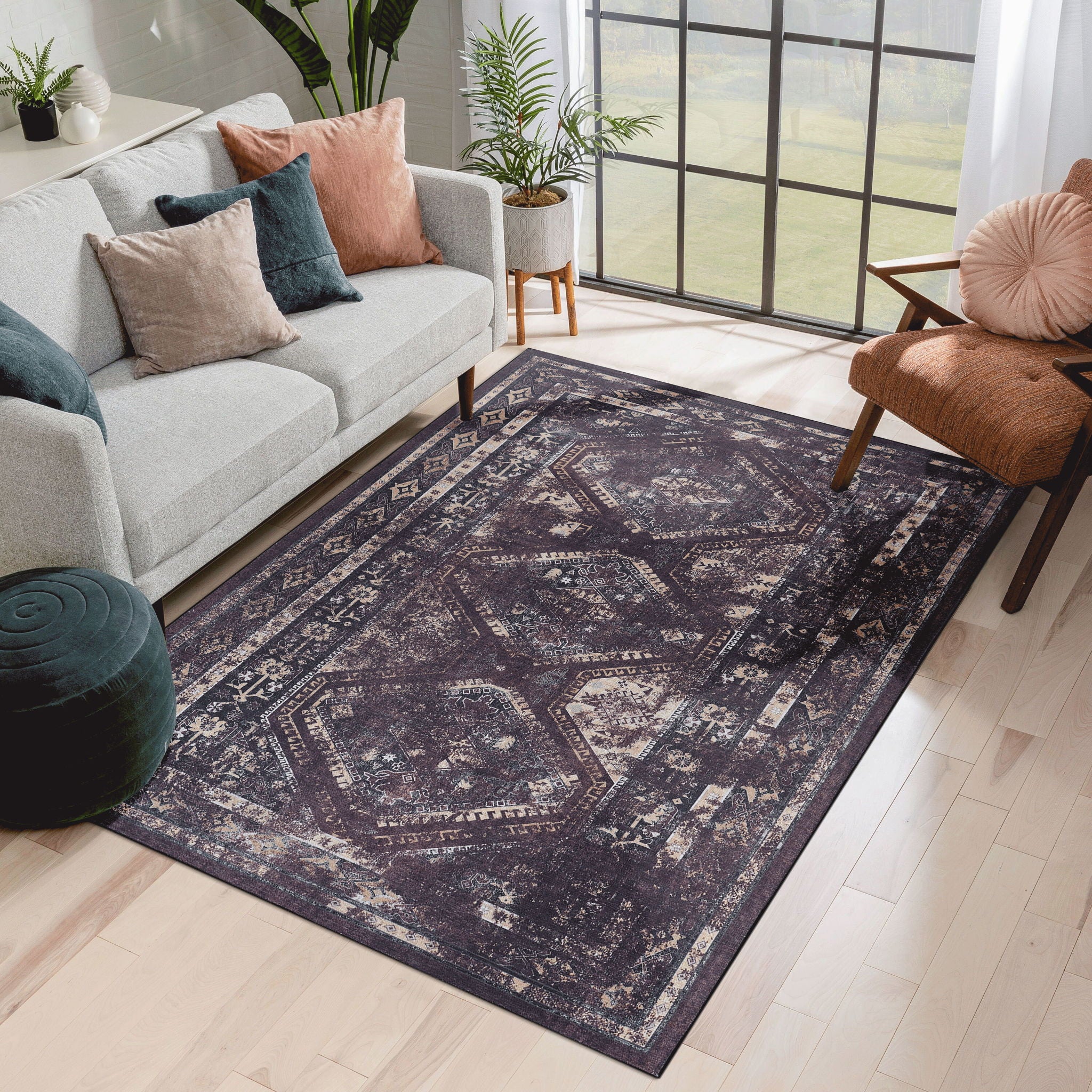 Maval - 8' X 10' Washable Area Rug - Black / Burgundy