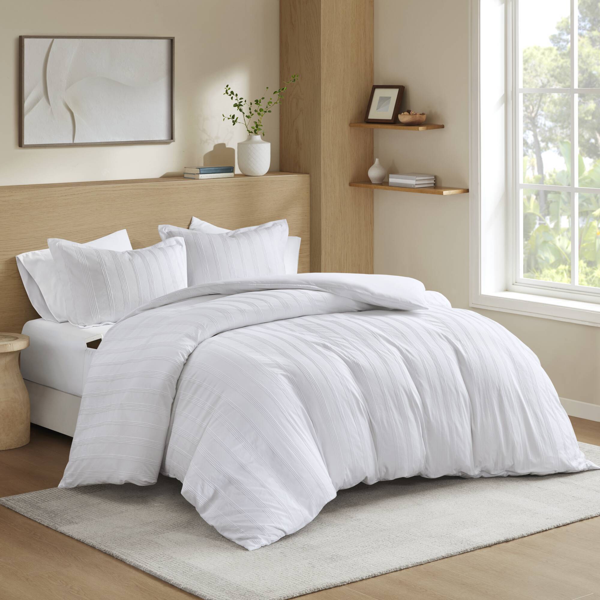 Logan - King Striped Duvet Set - White