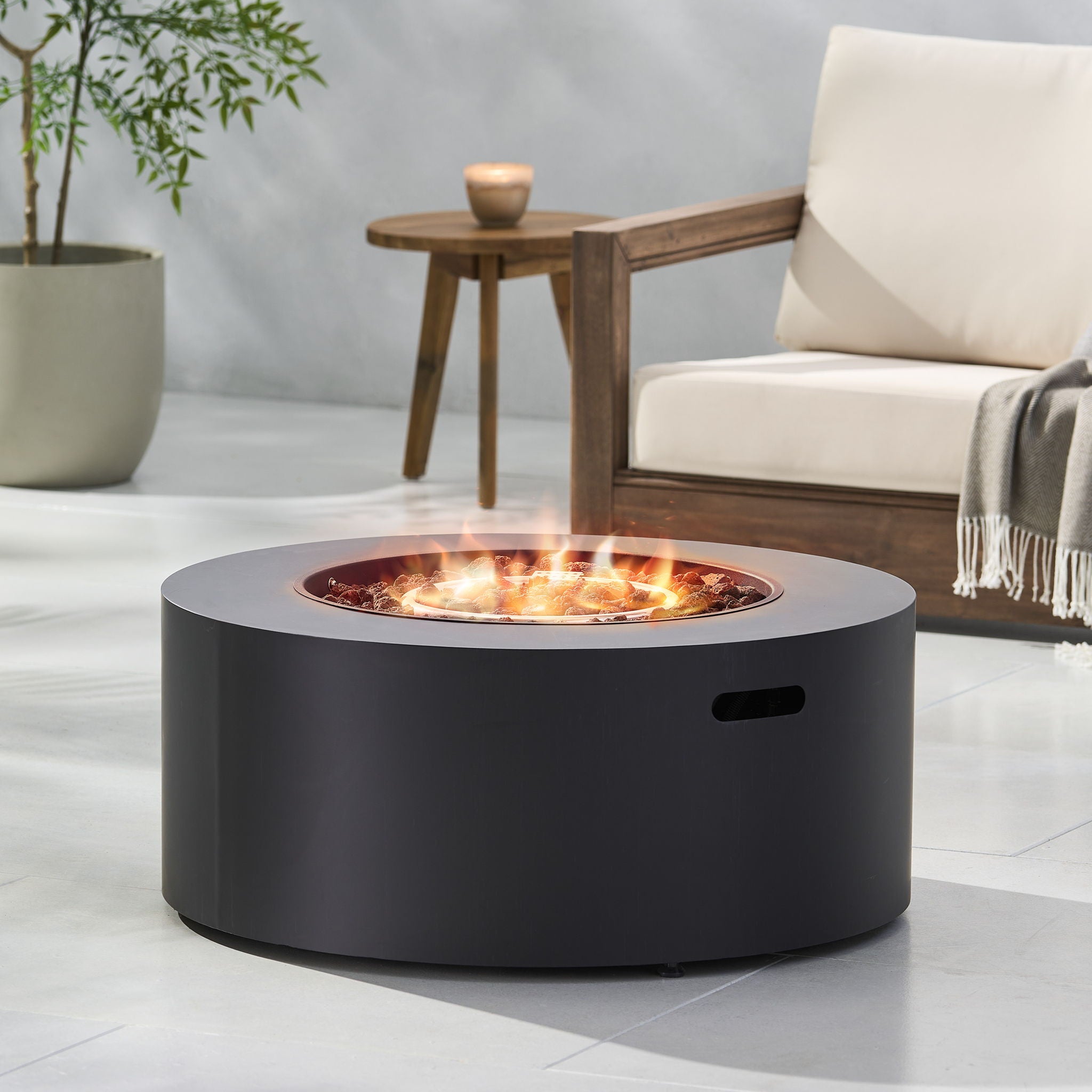 Round Iron Fire Pit With 40, 000 Btu