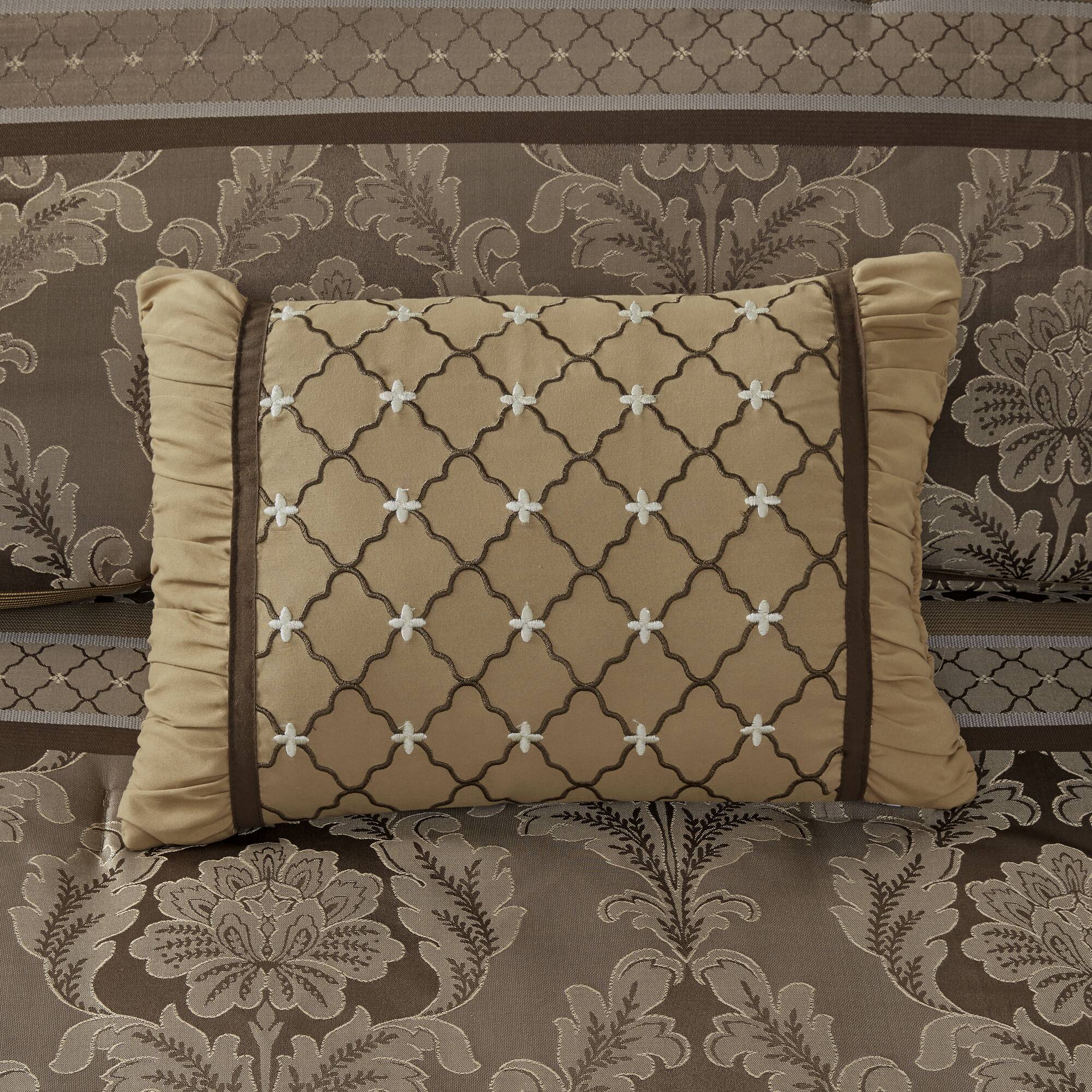 Bellagio - 7 Piece Comforter Set - Brown / Gold