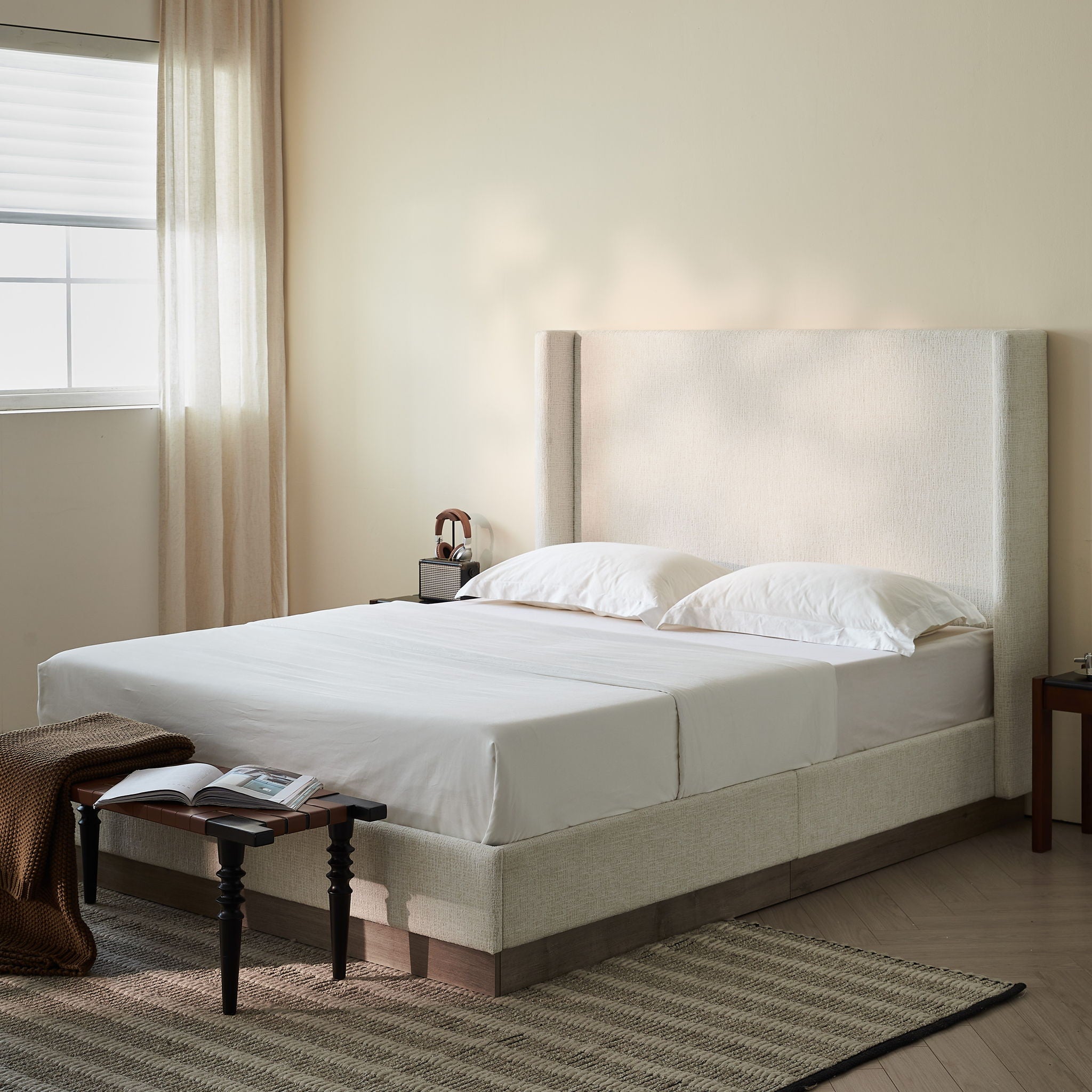 Hosford - Minimalist Upholstered Wingback Bed With Wood Base Platform