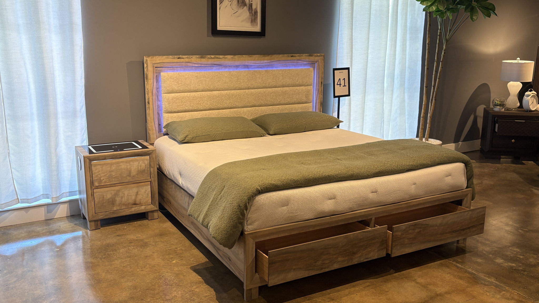 Callie - Queen Bed Headboard And Footboard - Brown