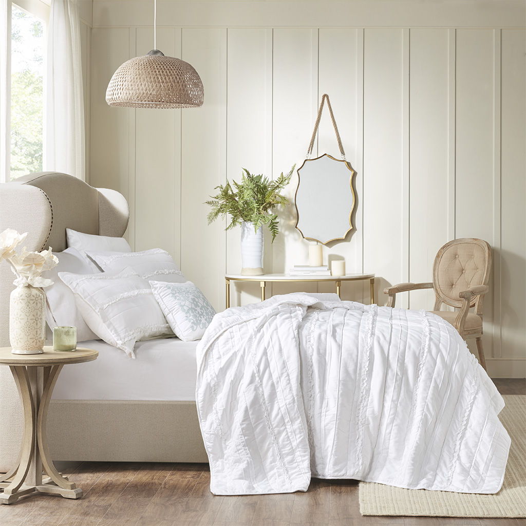 Celeste - 4 Piece Reversible Coverlet Set - White