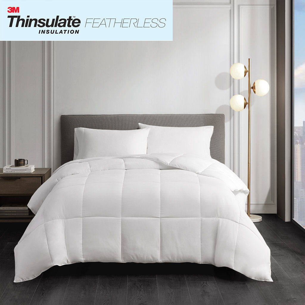 Year Round Warmth - King 300 Thread Count Sateen White Down Alternative 3M Thinsulate Comforter - White