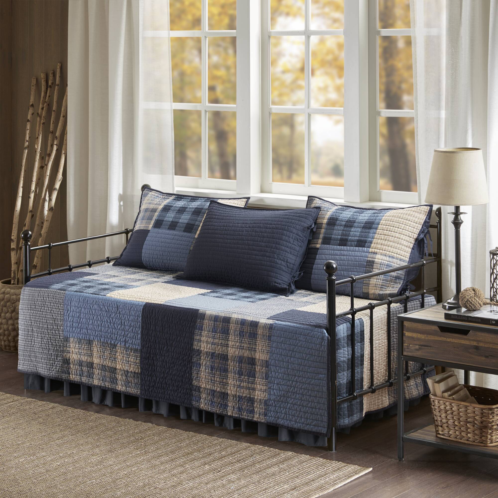 Winter Hills - 5 Piece Day Bed Bedding Set - Blue