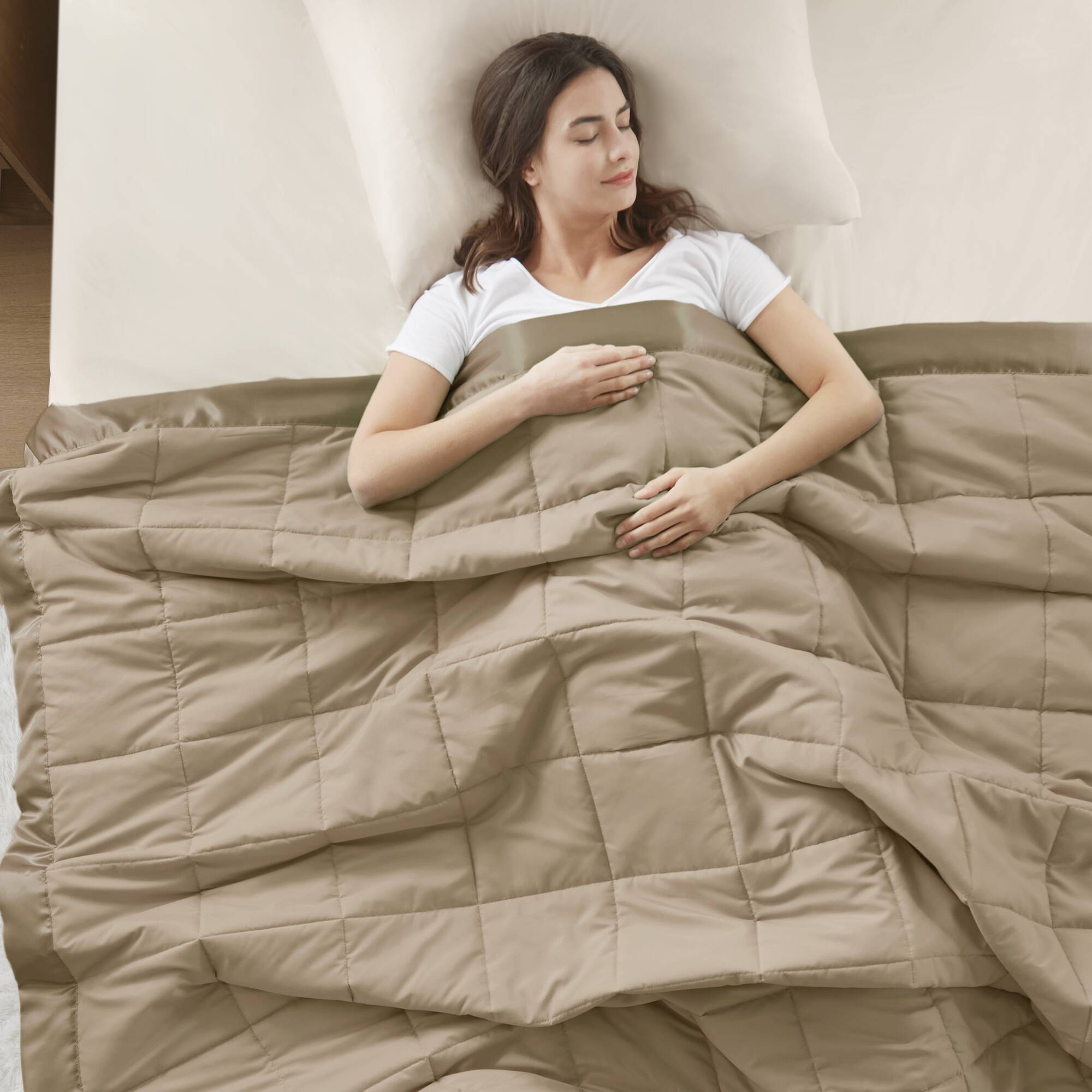 Windom - King All Season Hypoallergenic Blanket With 3M Scotchgard - Brown
