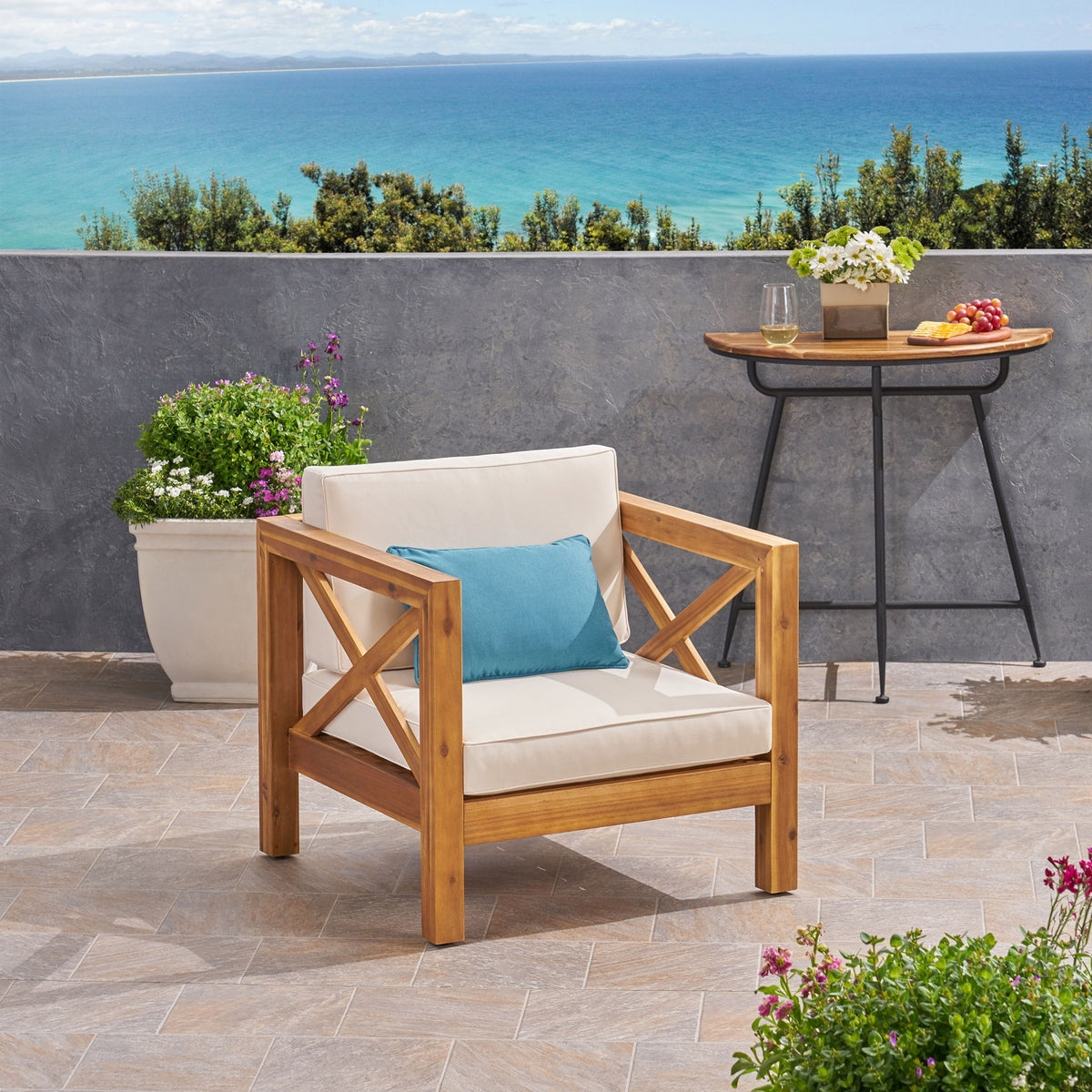 Brava - Mid - Century Modern Club Chair With Water Resistant Cushions