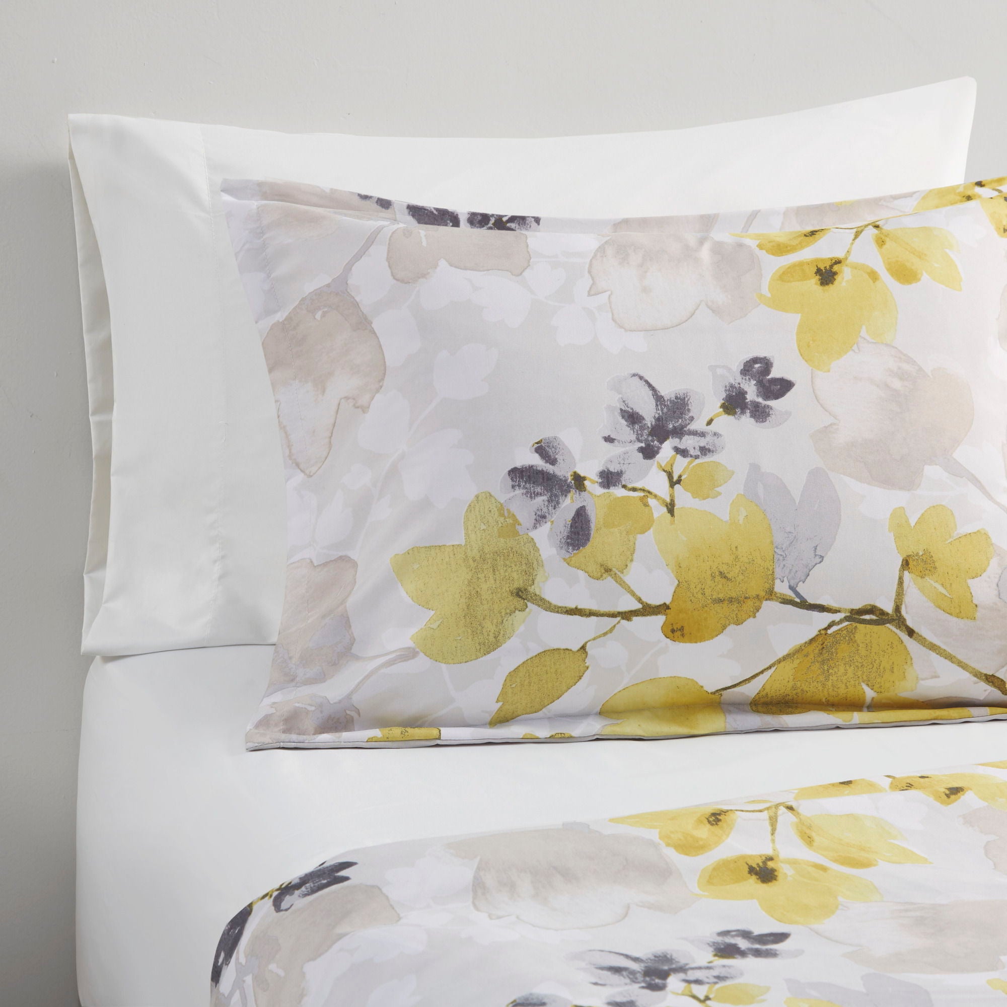 Alexis - King Comforter Set With Bed Sheets - Yellow
