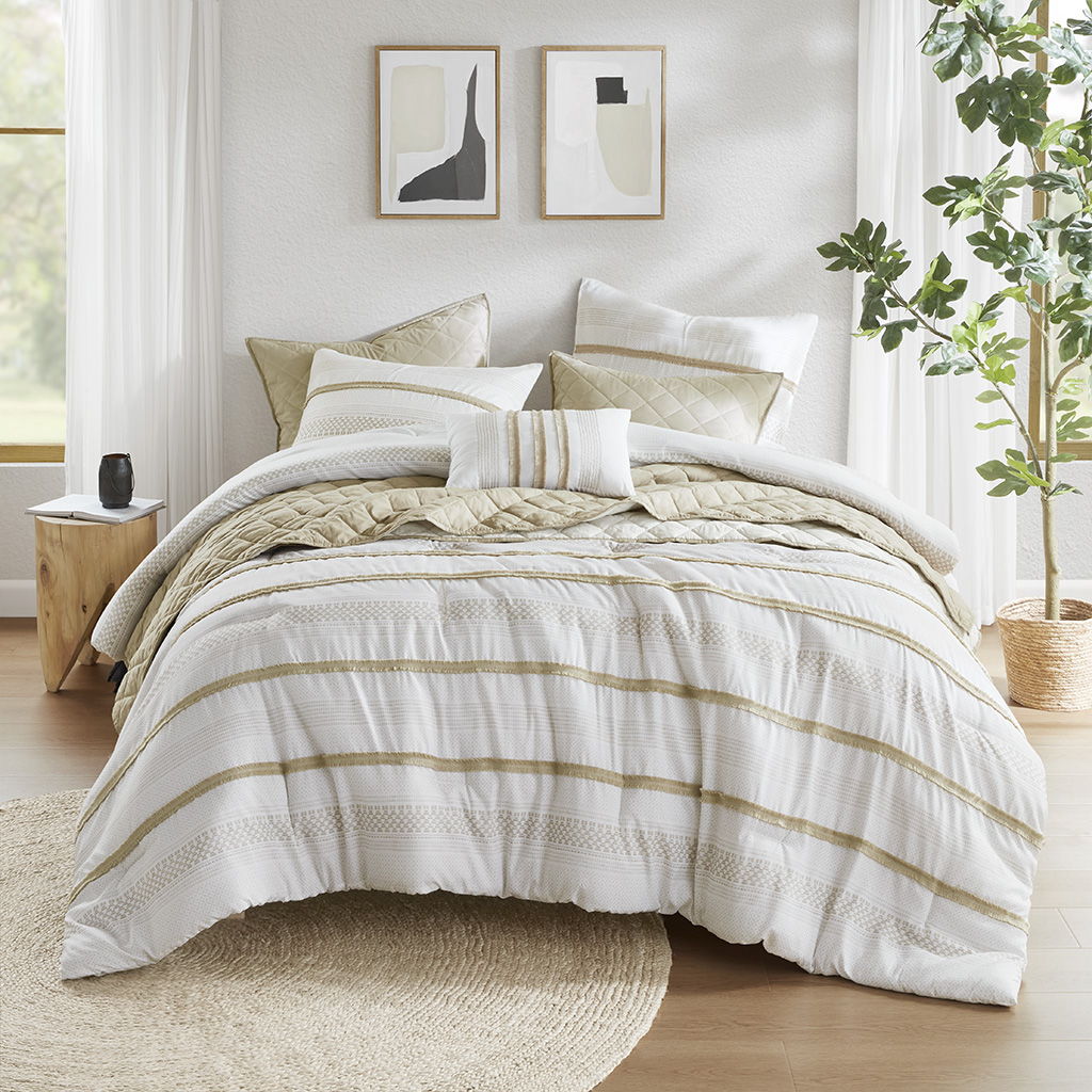 Carolina - 7 Piece Full/Queen Stripe Comforter And Quilt Set - Taupe