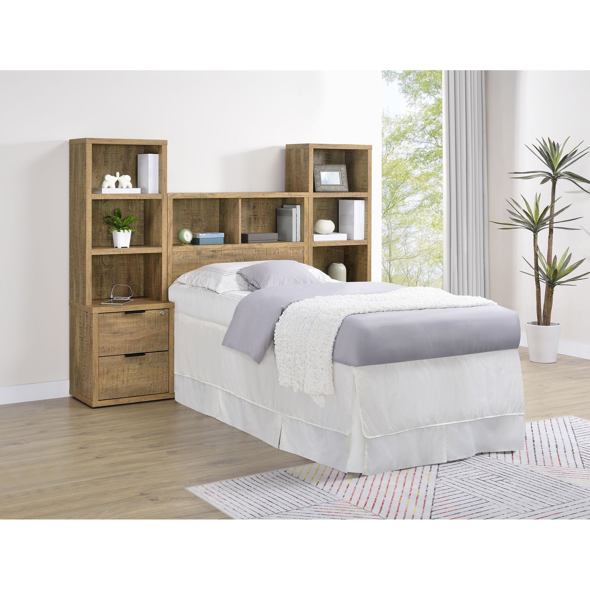 Geary - 3 Piece Bedroom Set With Bookcase Headboard