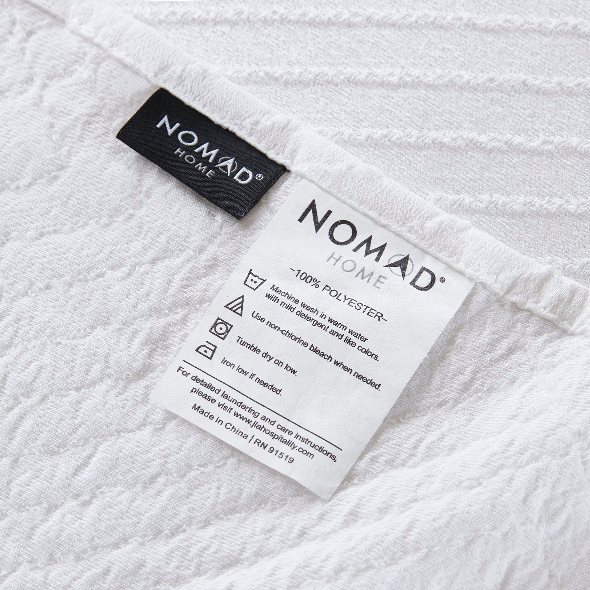 Jacquard Lark - Essential Coverlet - White