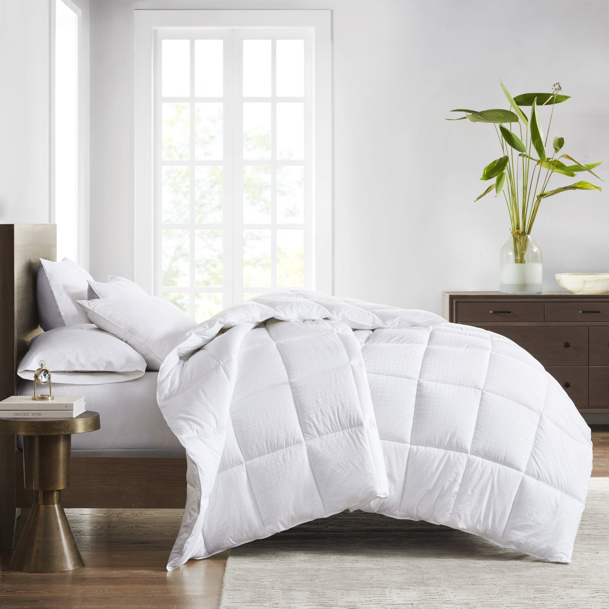 Signature - Full Dobby Cotton Down Alternative Comforter - White