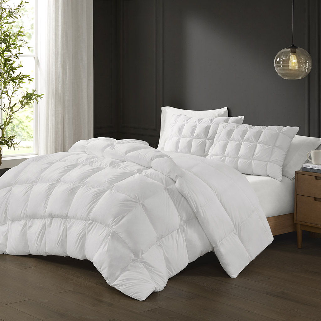 Stay Puffed - Overfilled Down Alternative Comforter - White