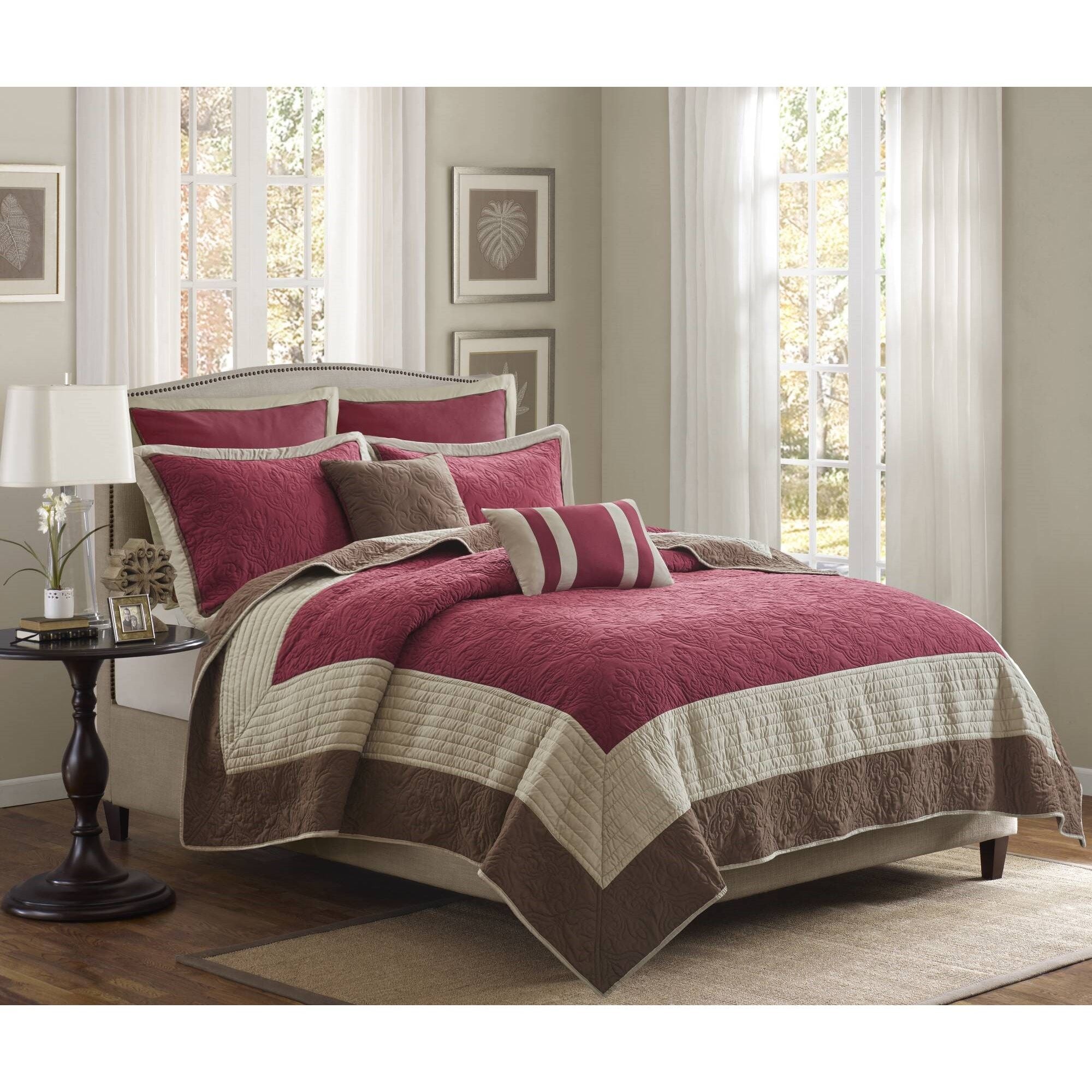 Attingham - Full/Queen 7 Piece Quilt Set With Euro Shams And Throw Pillows - Red