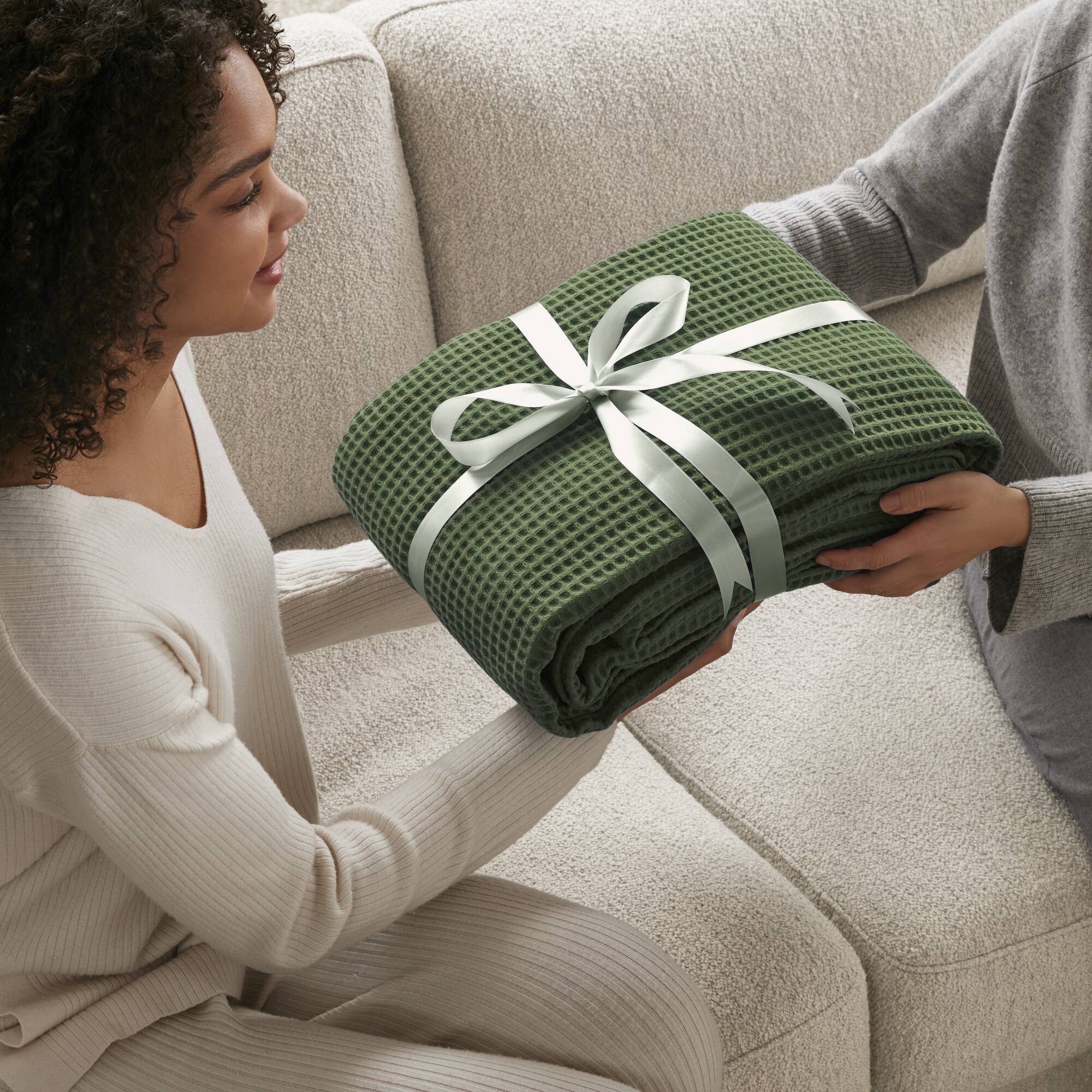 Waffle Weave - Full/Queen Cotton Blanket - Olive Green