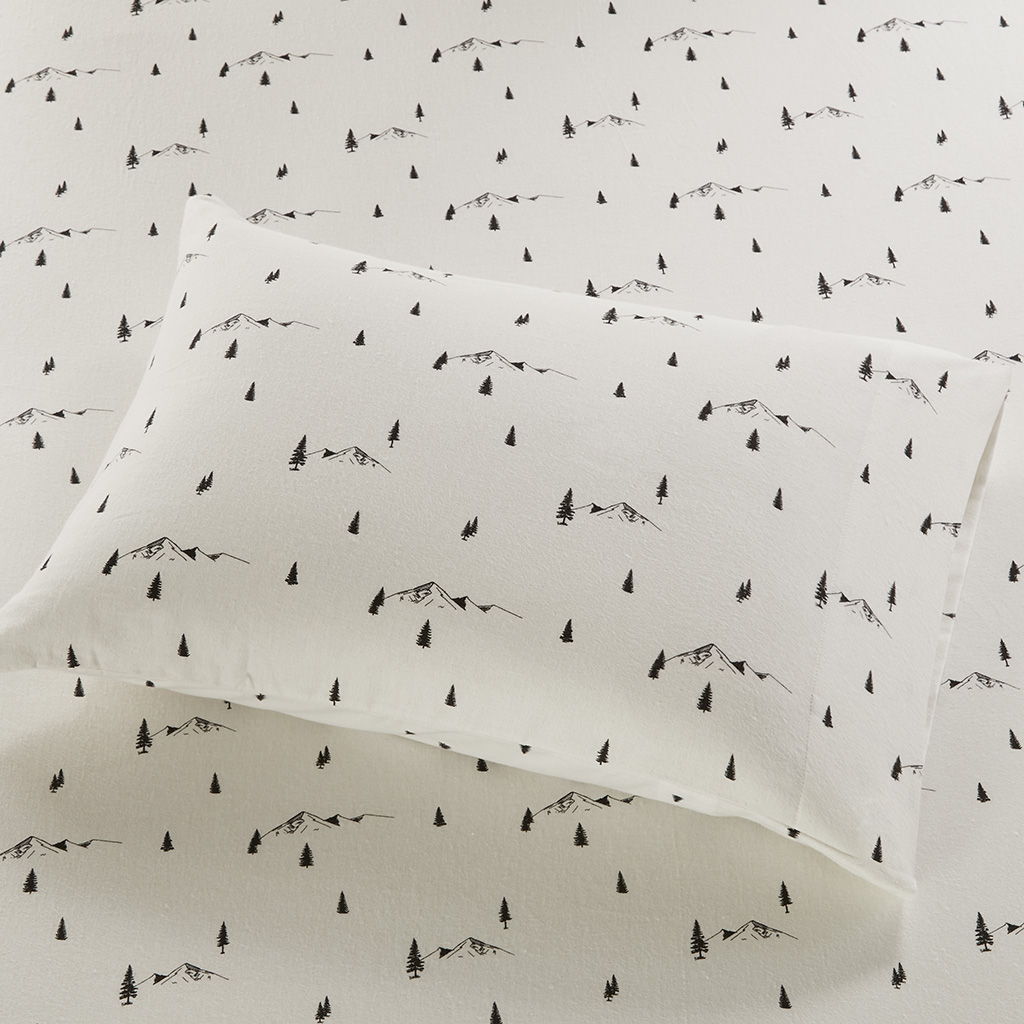 Cotton Flannel - Twin Sheet Set - Black Pine Trees