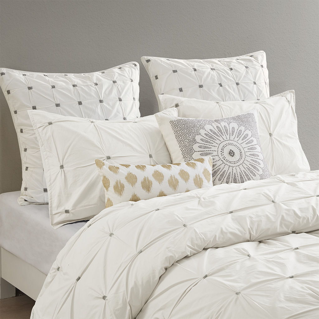 Masie - King 3 Piece Elastic Embroidered Duvet Cover Set - White