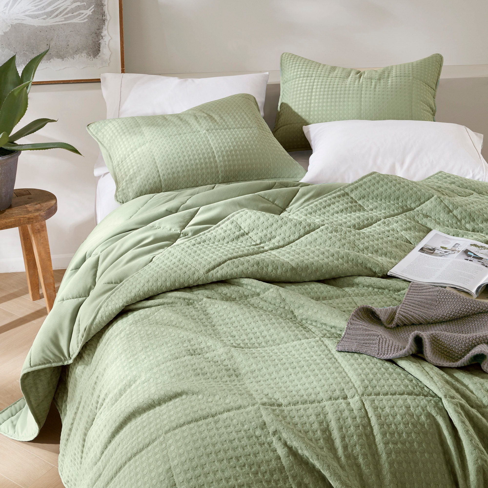 Mina - Twin/Twin Long Waffle Weave Textured Quilt Set - Green