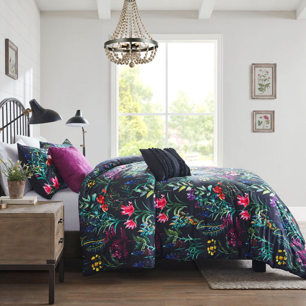 Tasha - King 5 Piece Comforter Set - Black