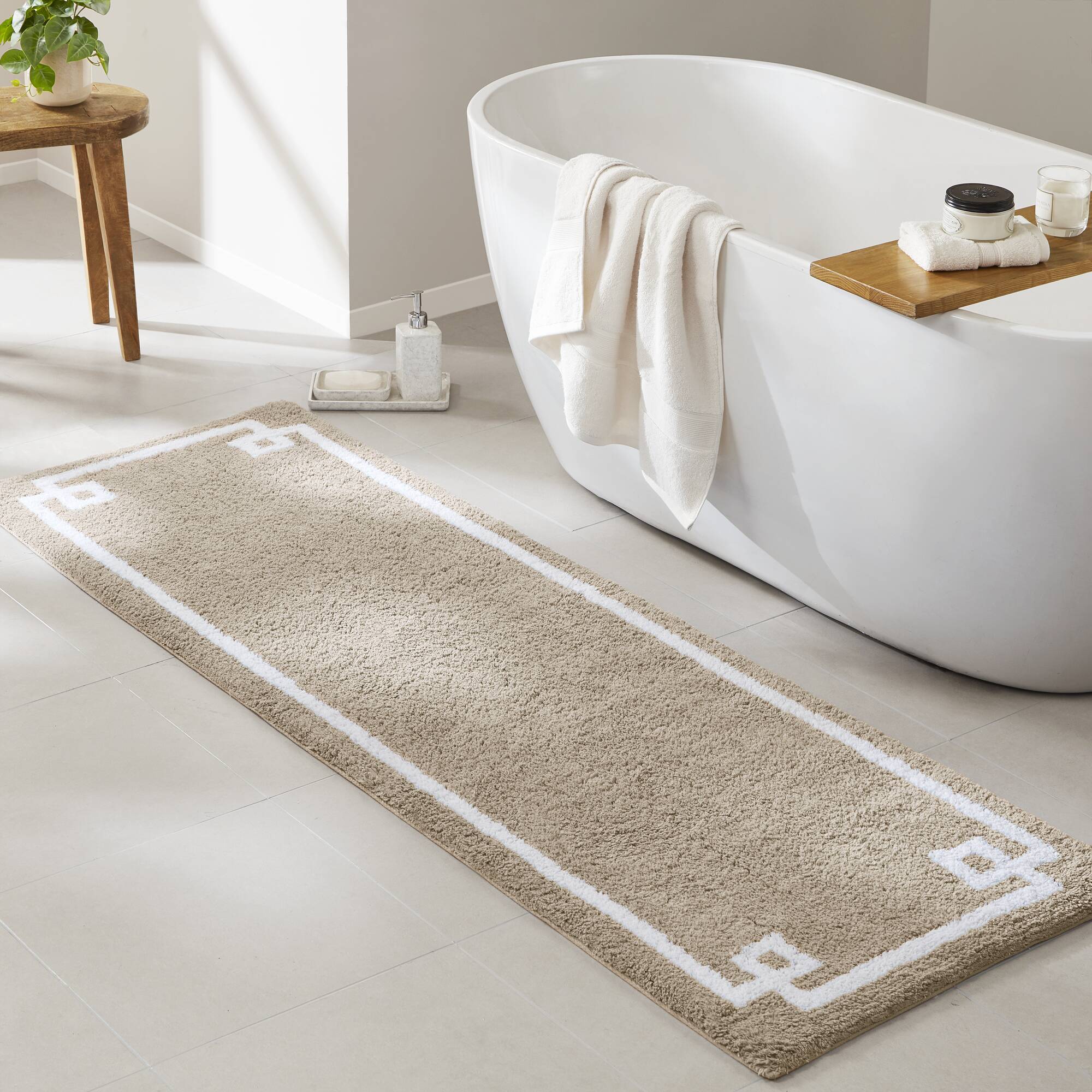 Evan - 24" x 40" Tufted Bath Rug - Taupe