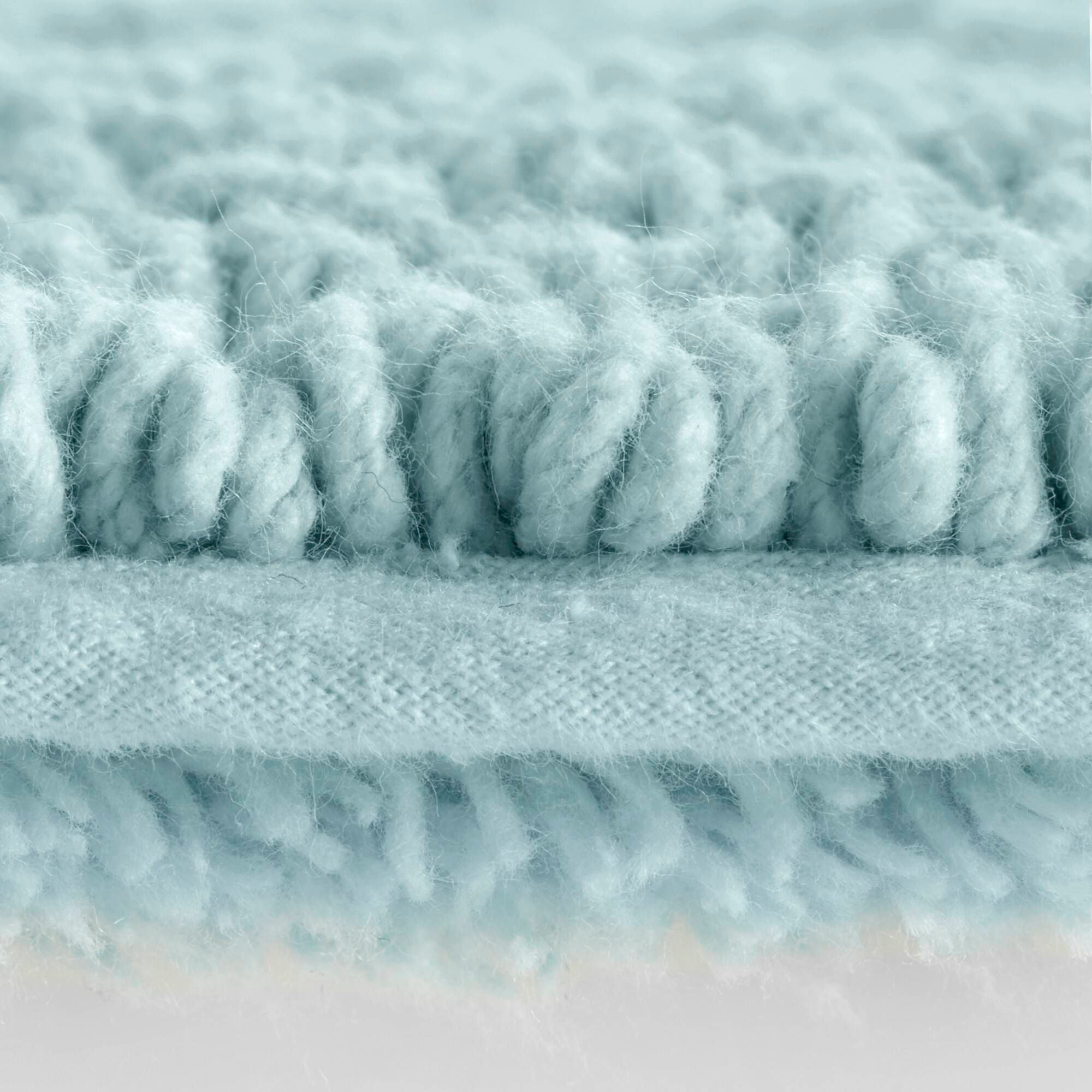 Splendor - 20" x 30" Tufted Reversible Bath Rug - Blue