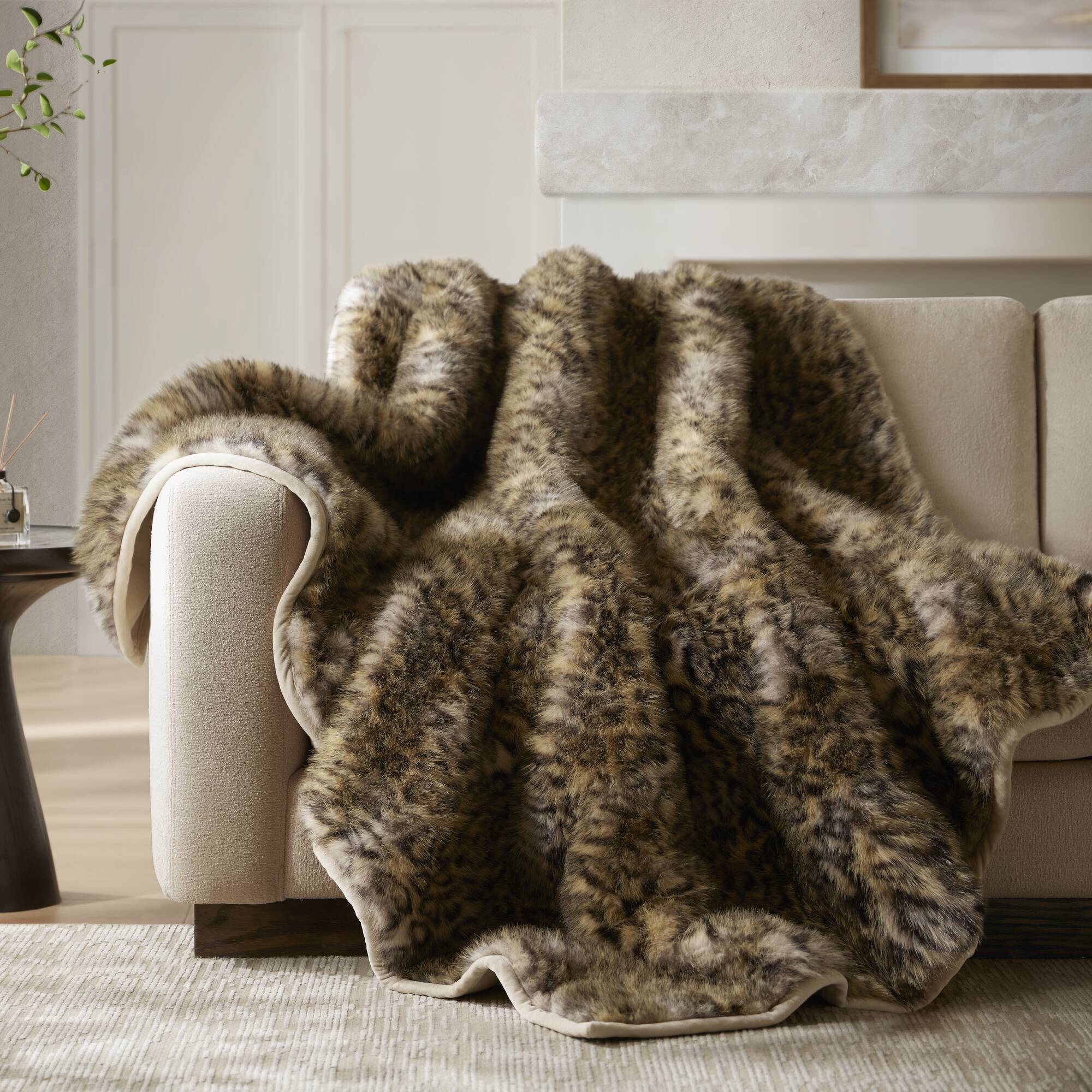 Botswana Animal Print - 60x80" Faux Fur Throw Blanket - Leopard