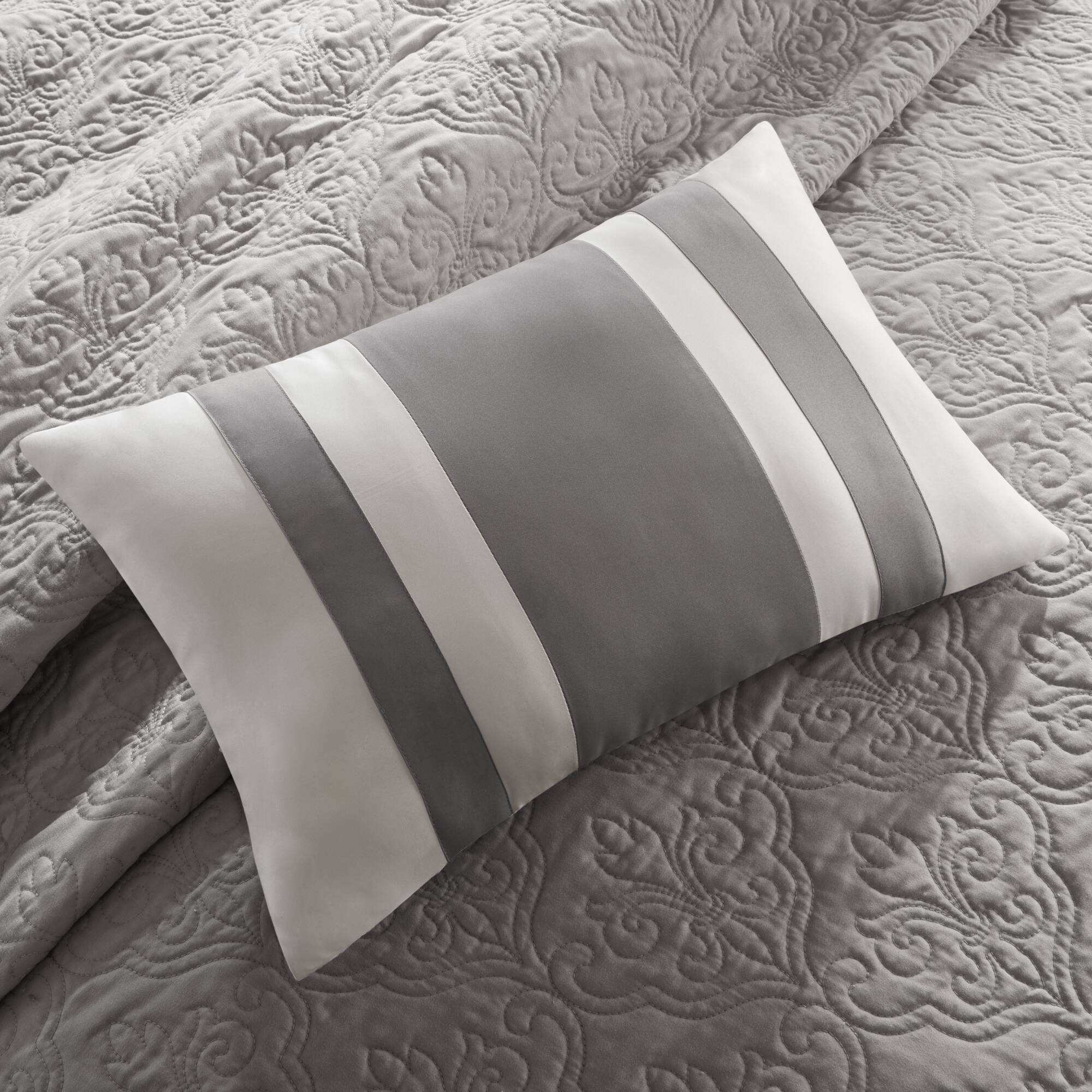 Attingham - King 7 Piece Reversible Coverlet Set - Black