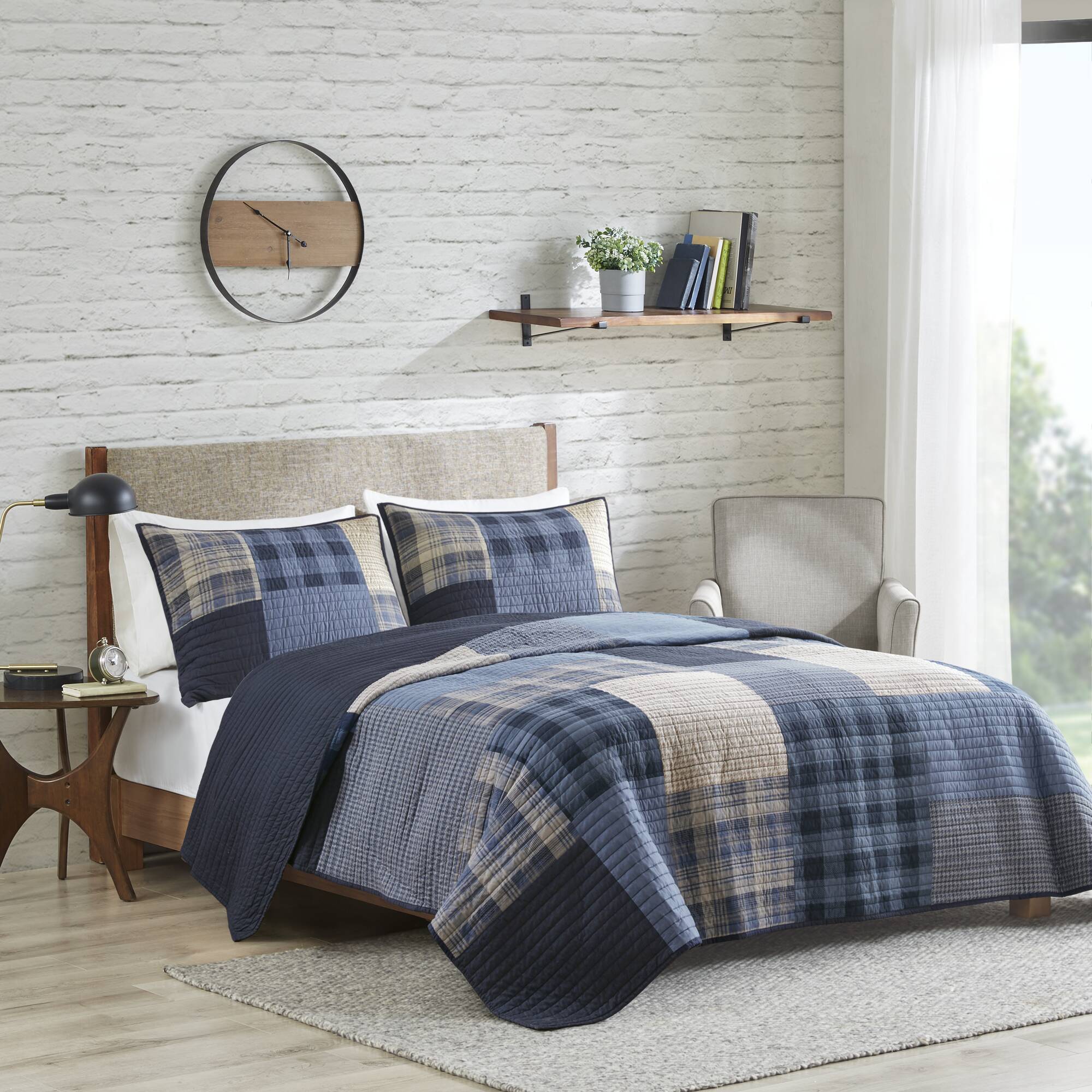 Winter Hills - Oversized King Cotton Quilt Set - Blue