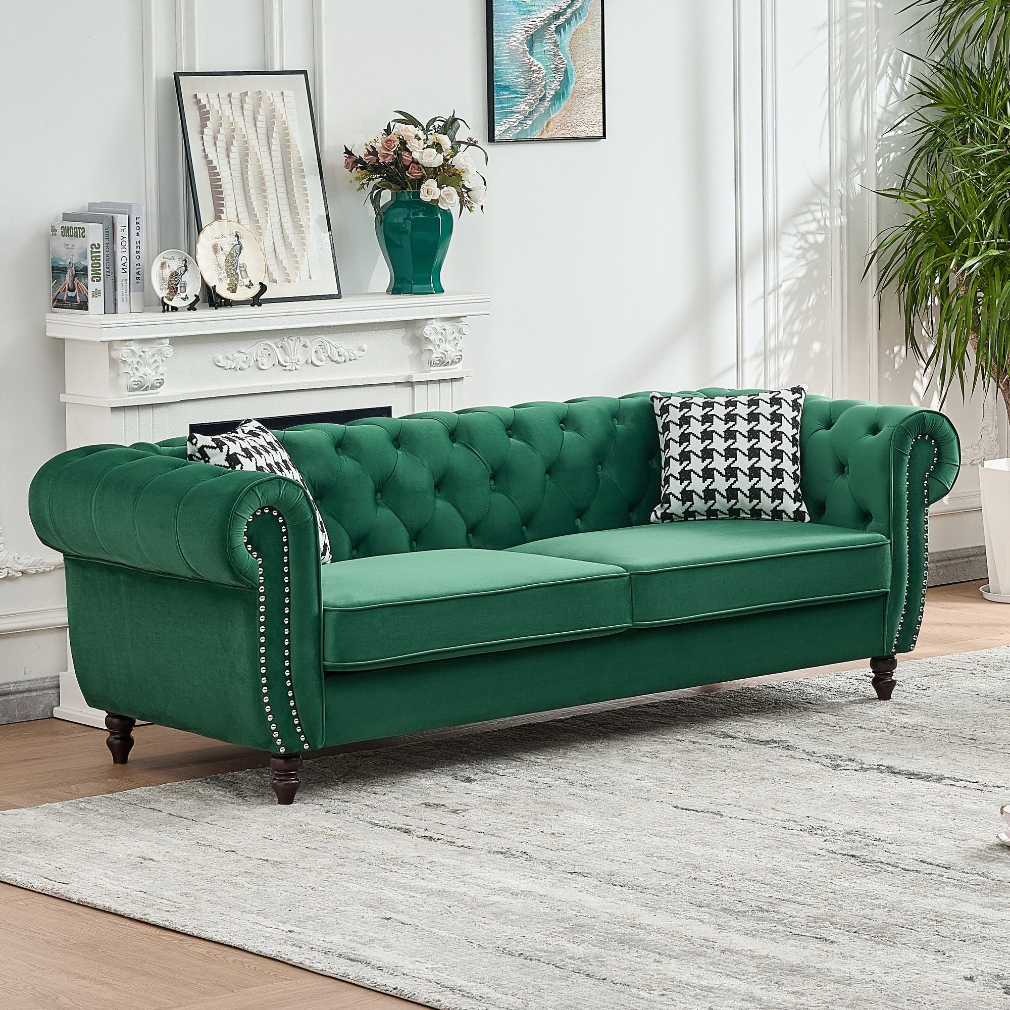 Chesterfield Sofa With Roll Armrest