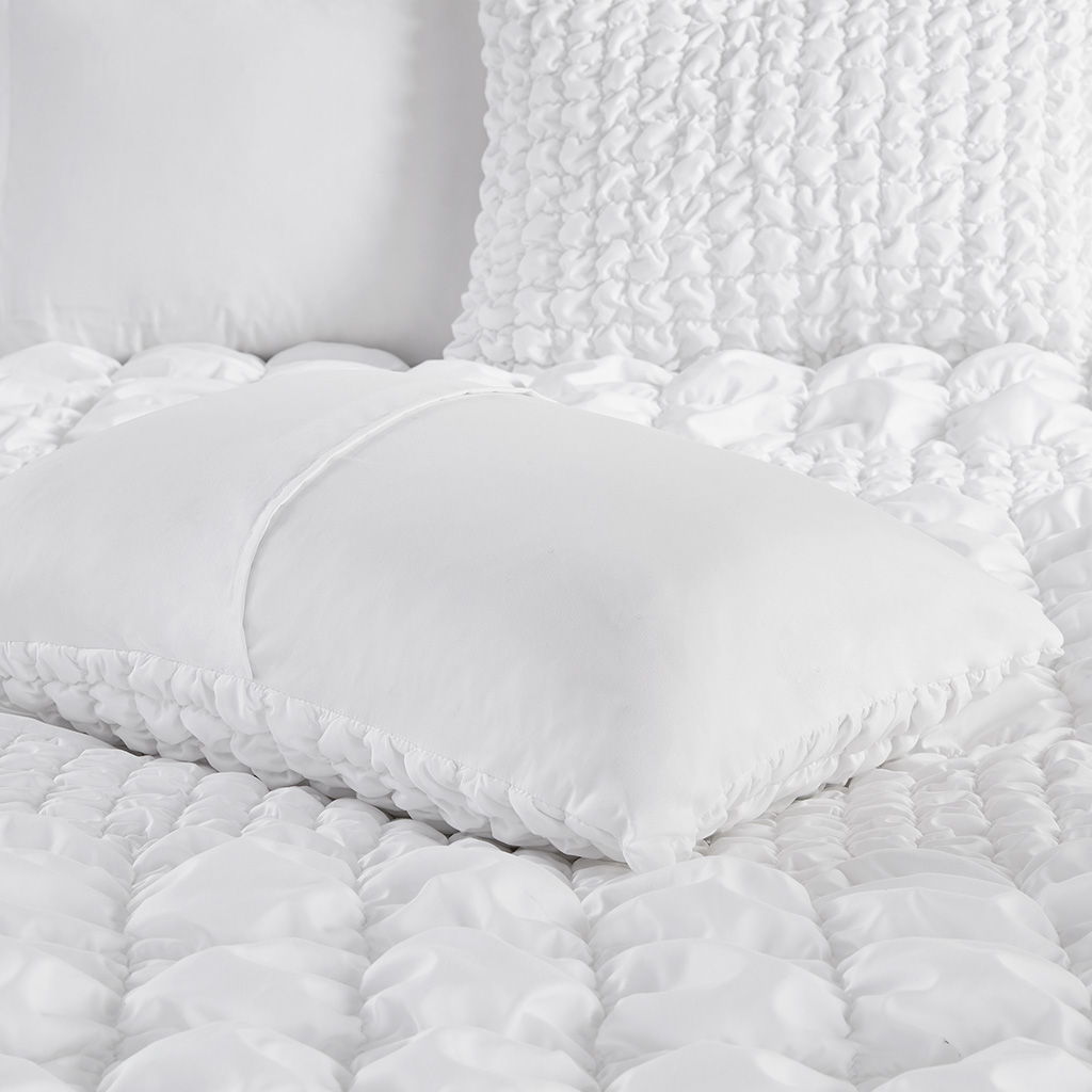 Evelyn - 3 Piece King Stripe Ruched Comforter Set - White