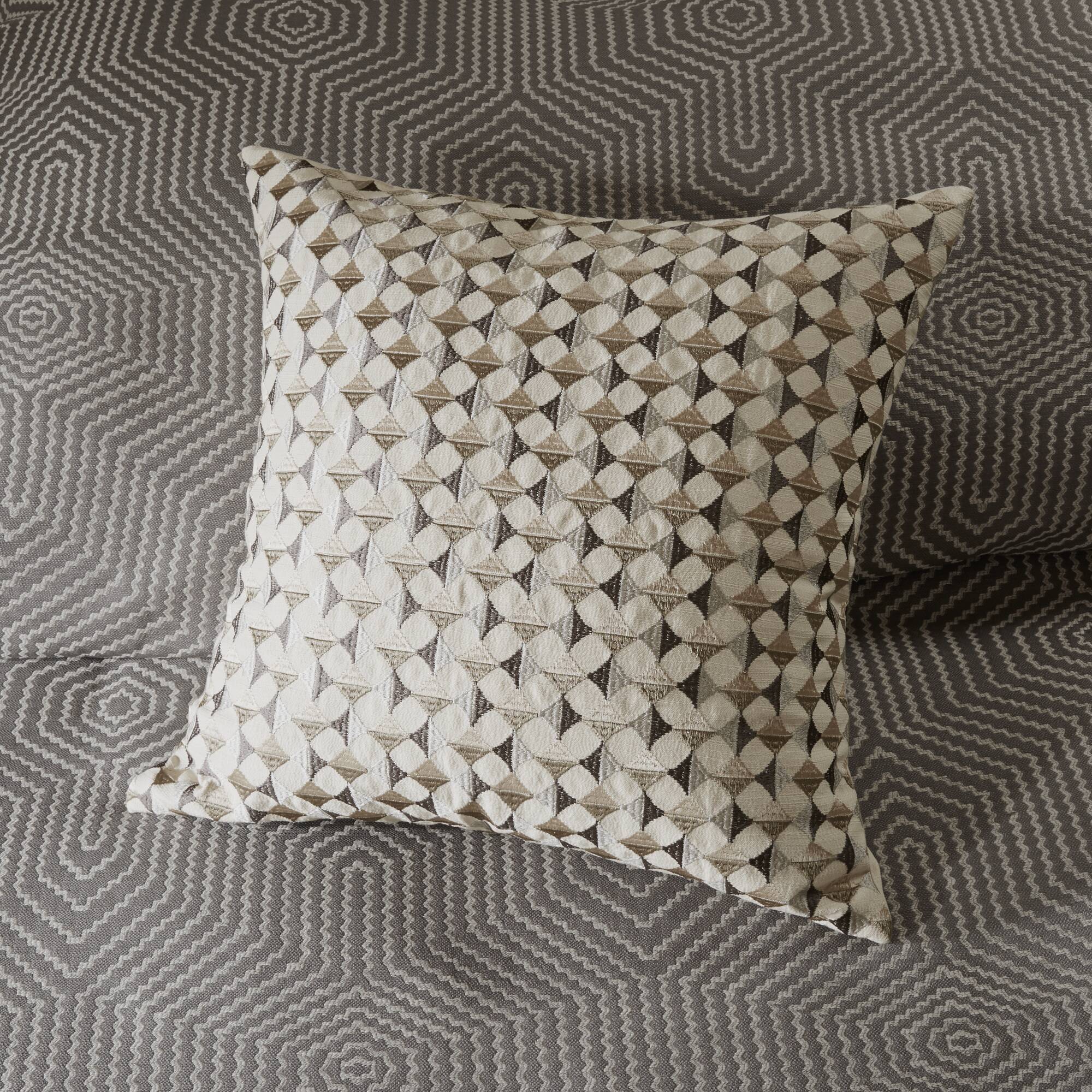 Shades of Gray - King Comforter Set - Gray