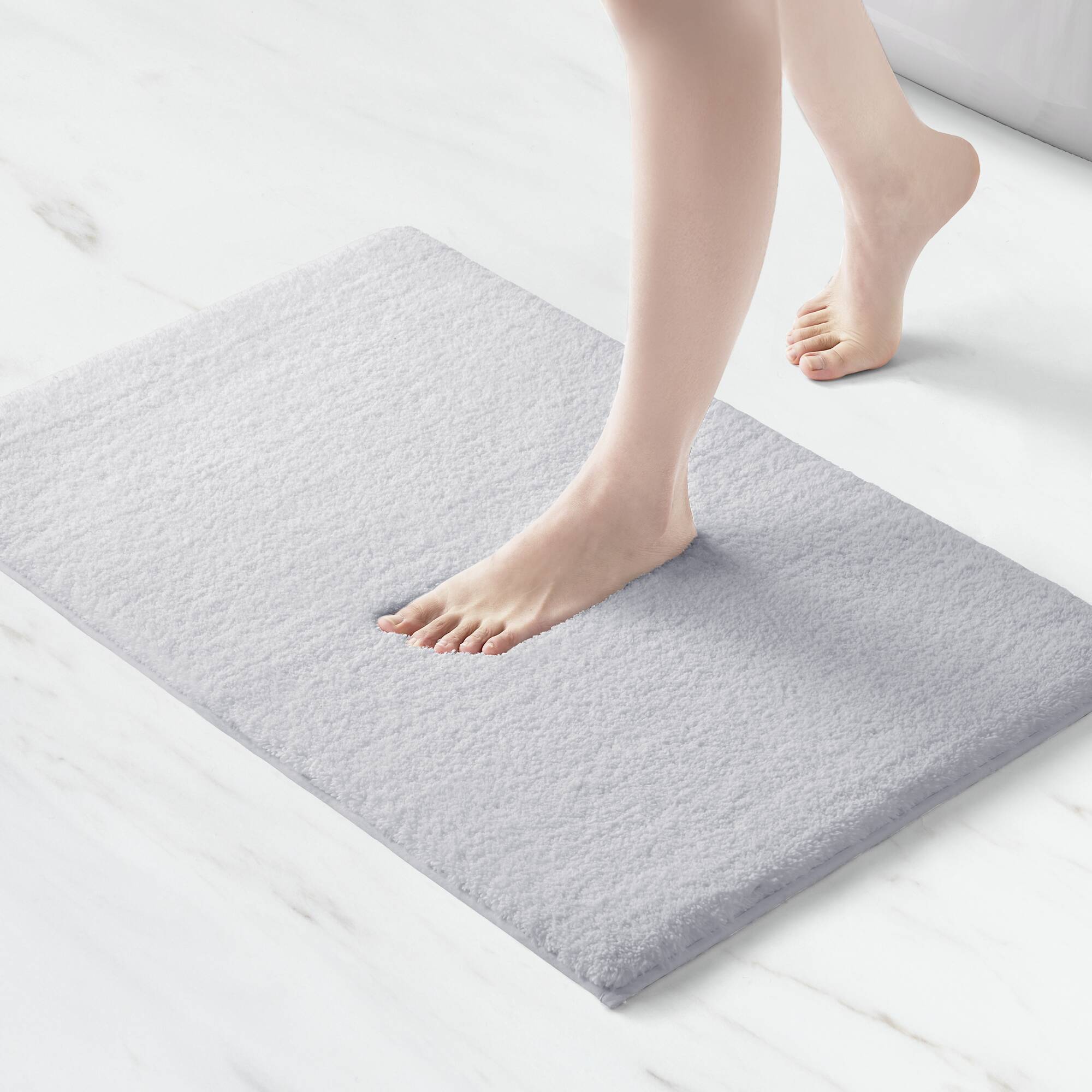 Marshmallow - 20" x 30" Bath Rug - Pearl Silver