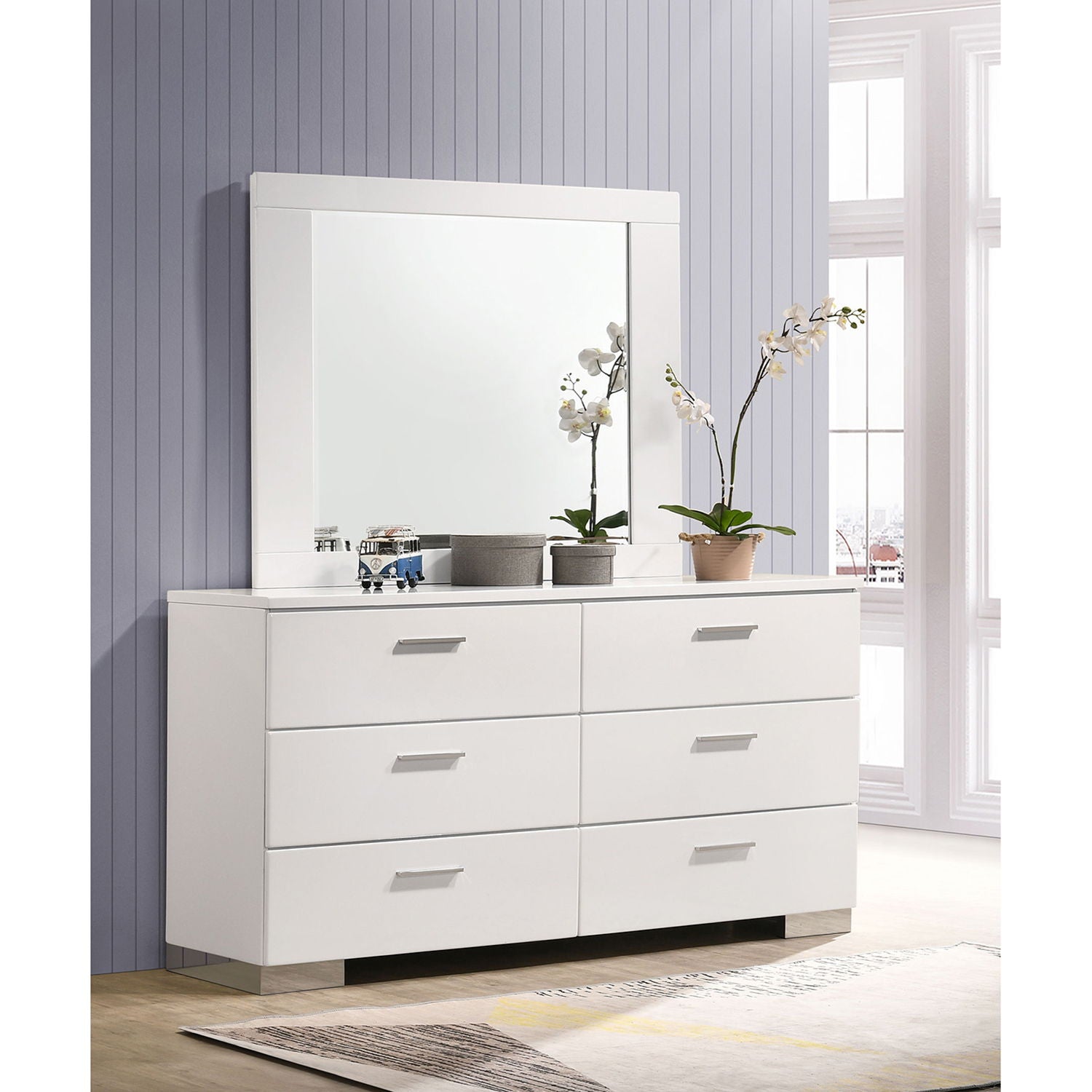 Dulcey - 6 Drawer Dresser With Mirror - Gloss White