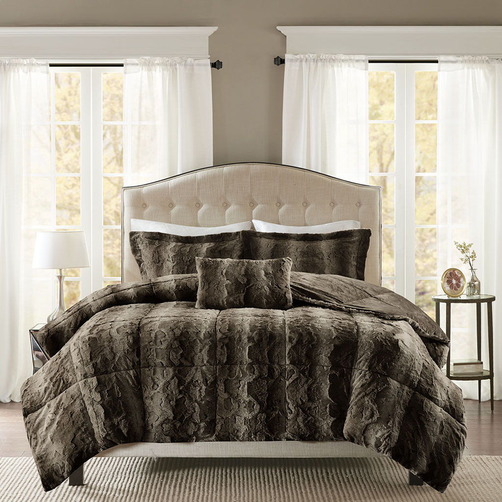Zuri - Comforter (Set of 4) - Brown