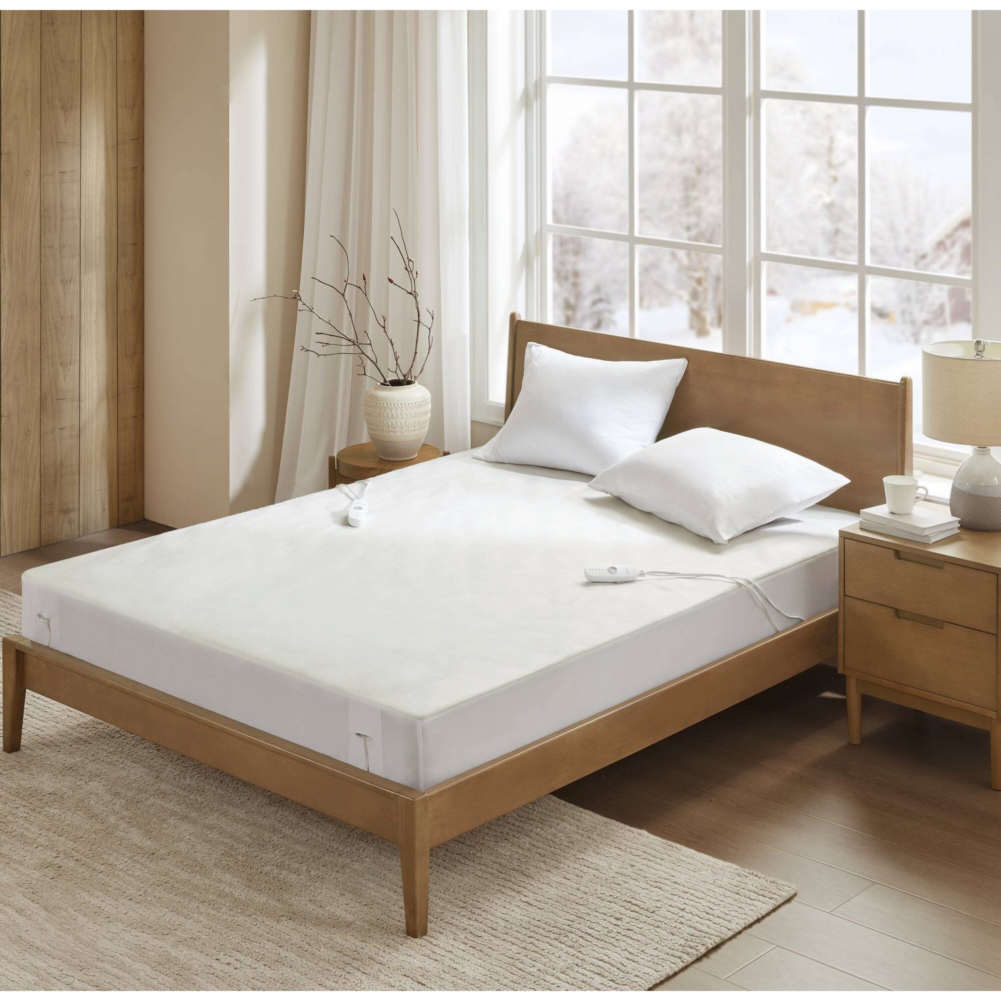 Nonwoven - California King Heated Mattress Pad - White