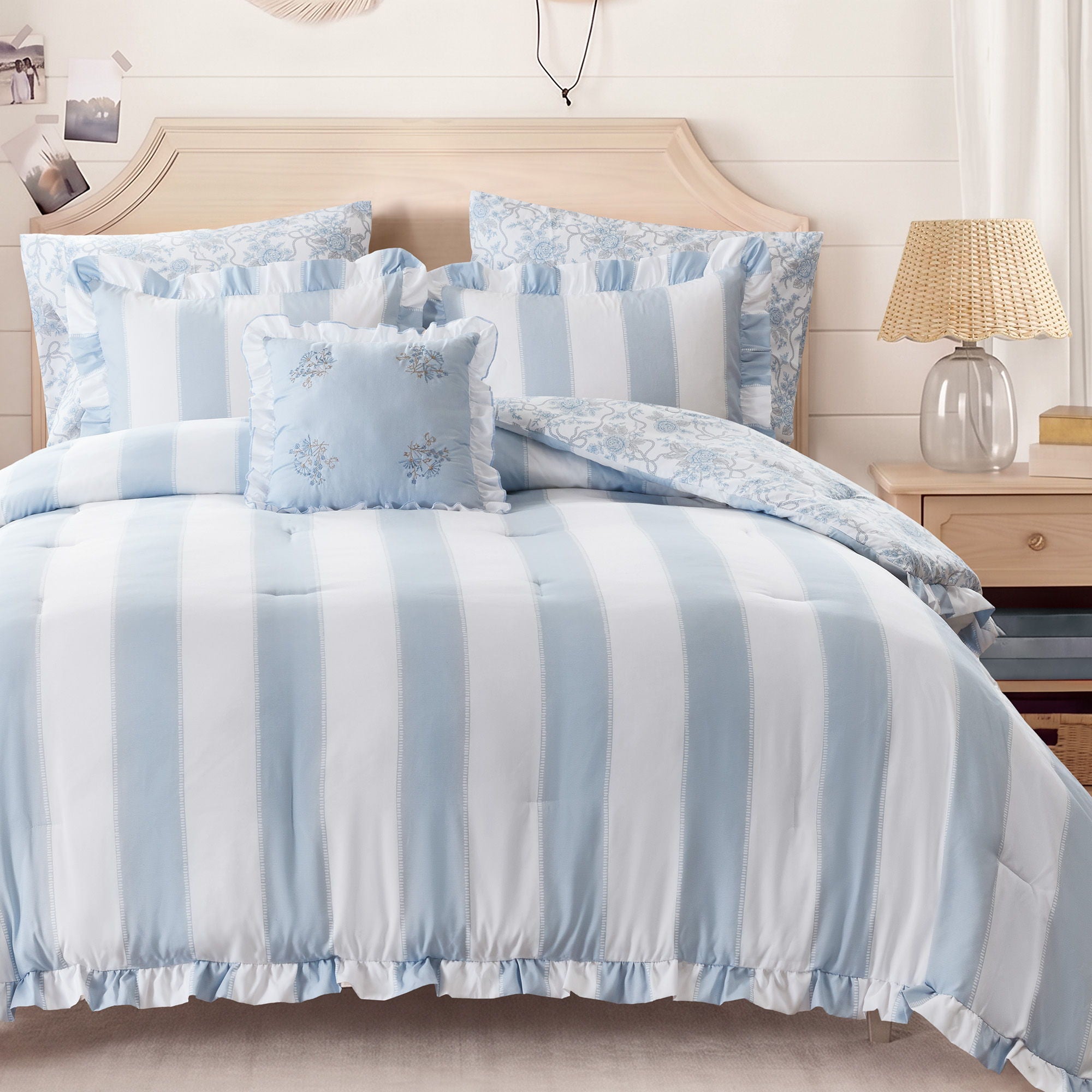 Lara - Queen Comforter Set - Blue