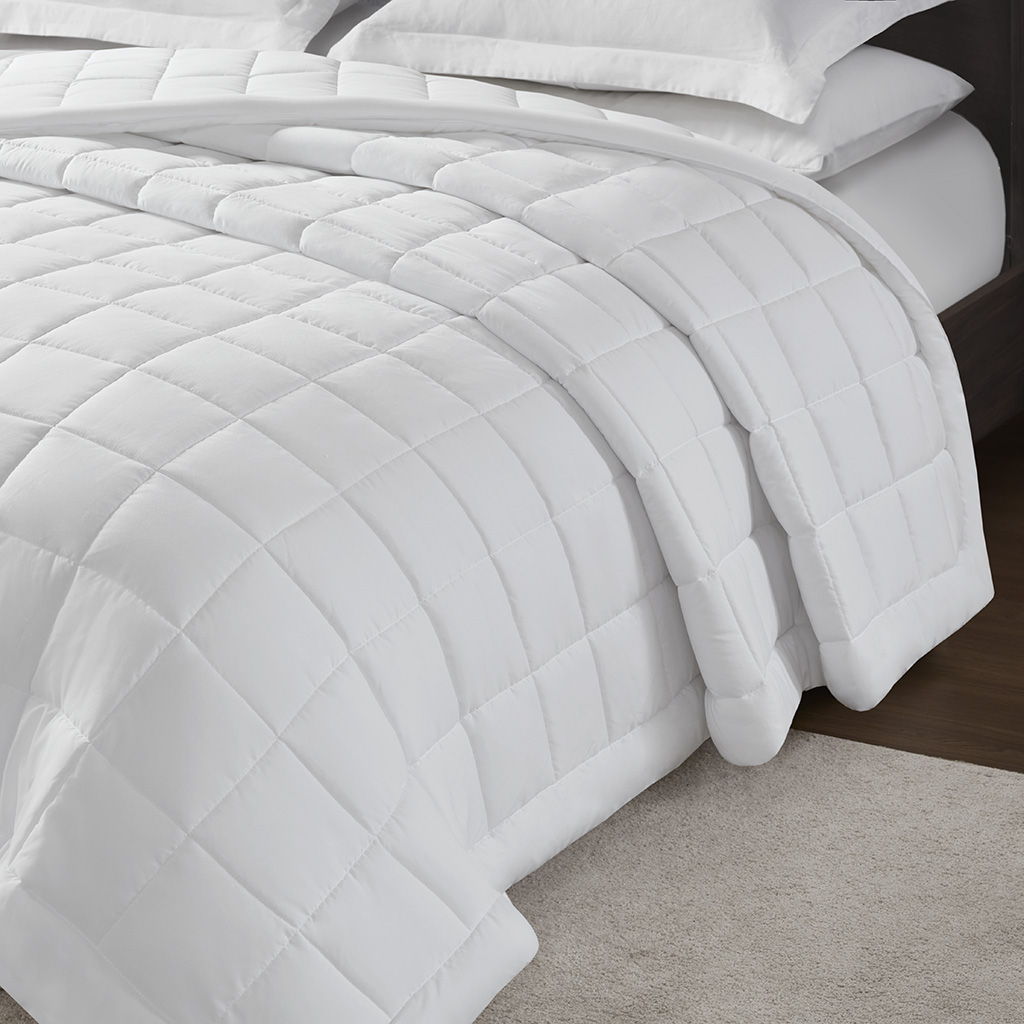 Microfiber - Essential Blanket - White