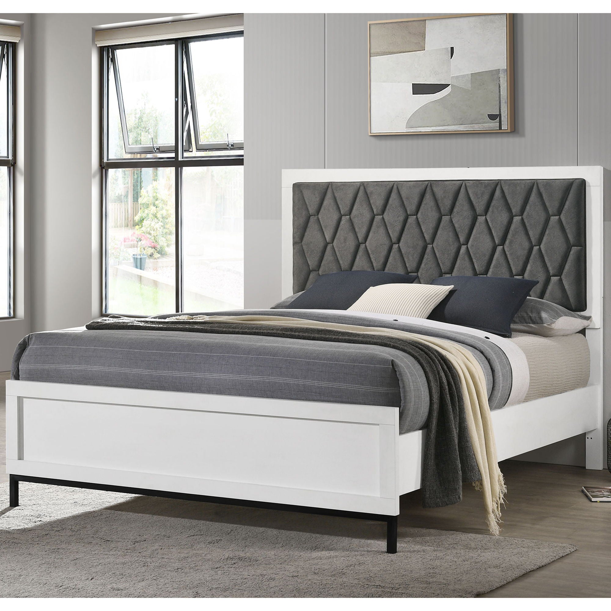 Taraval - Queen Upholstered Panel Bed - White