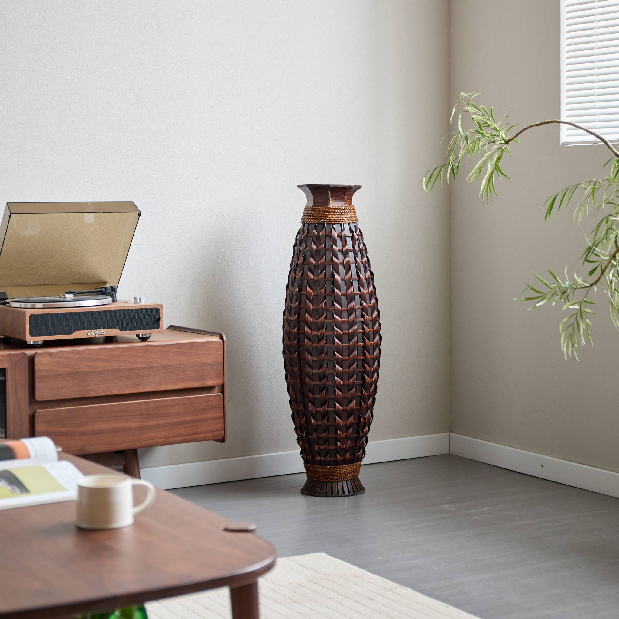 Home Accents > Planters & Vases