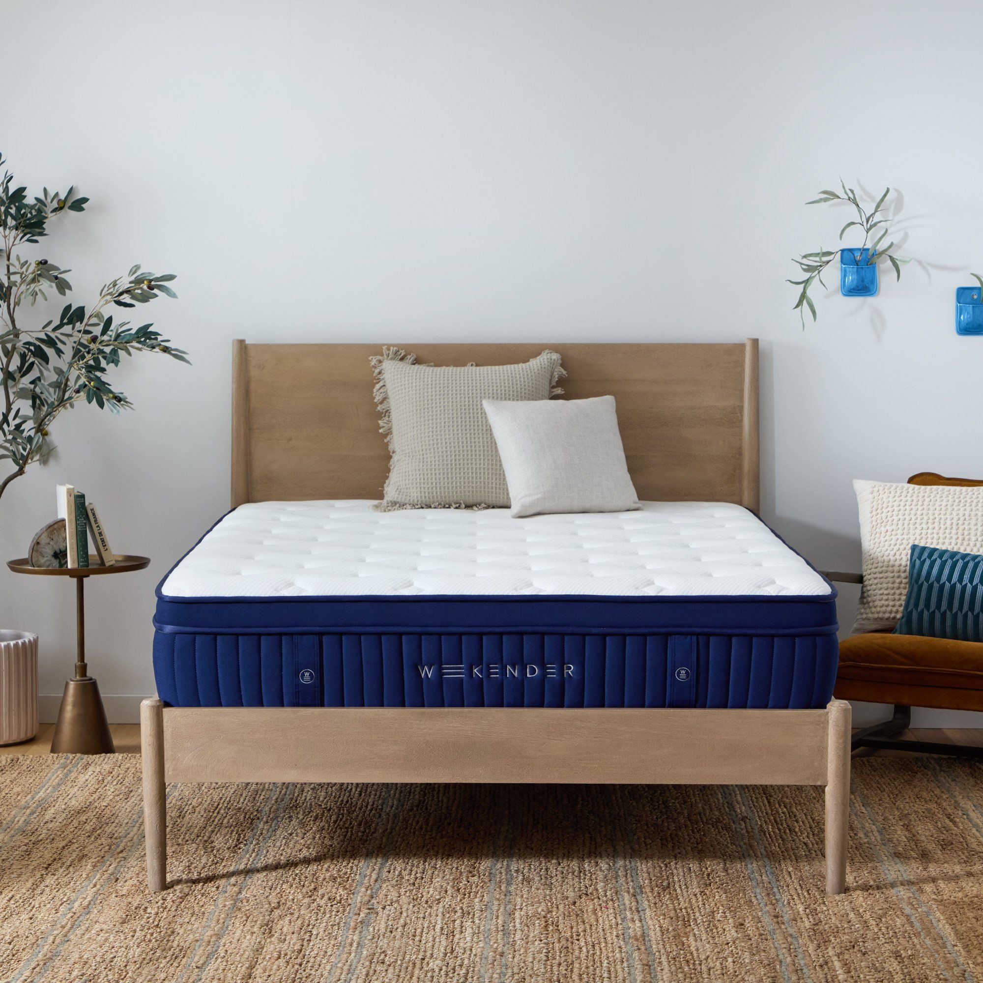 Weekender - 11" Euro Top Hybrid Mattress