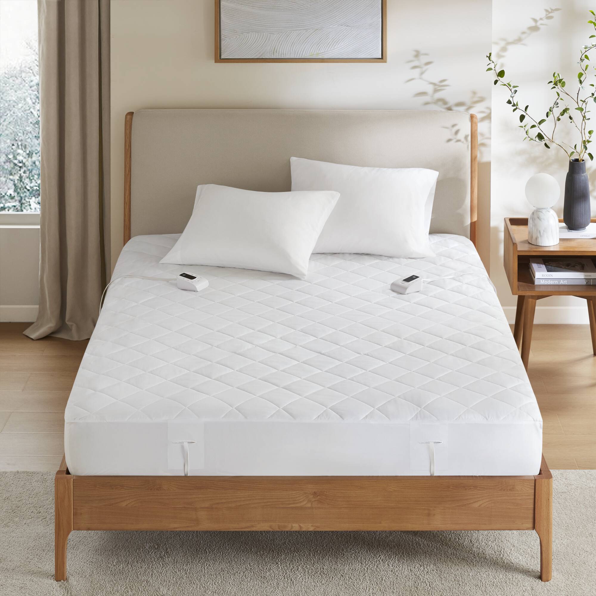 Microfiber Zoned - Queen Heated Mattress Pad - White