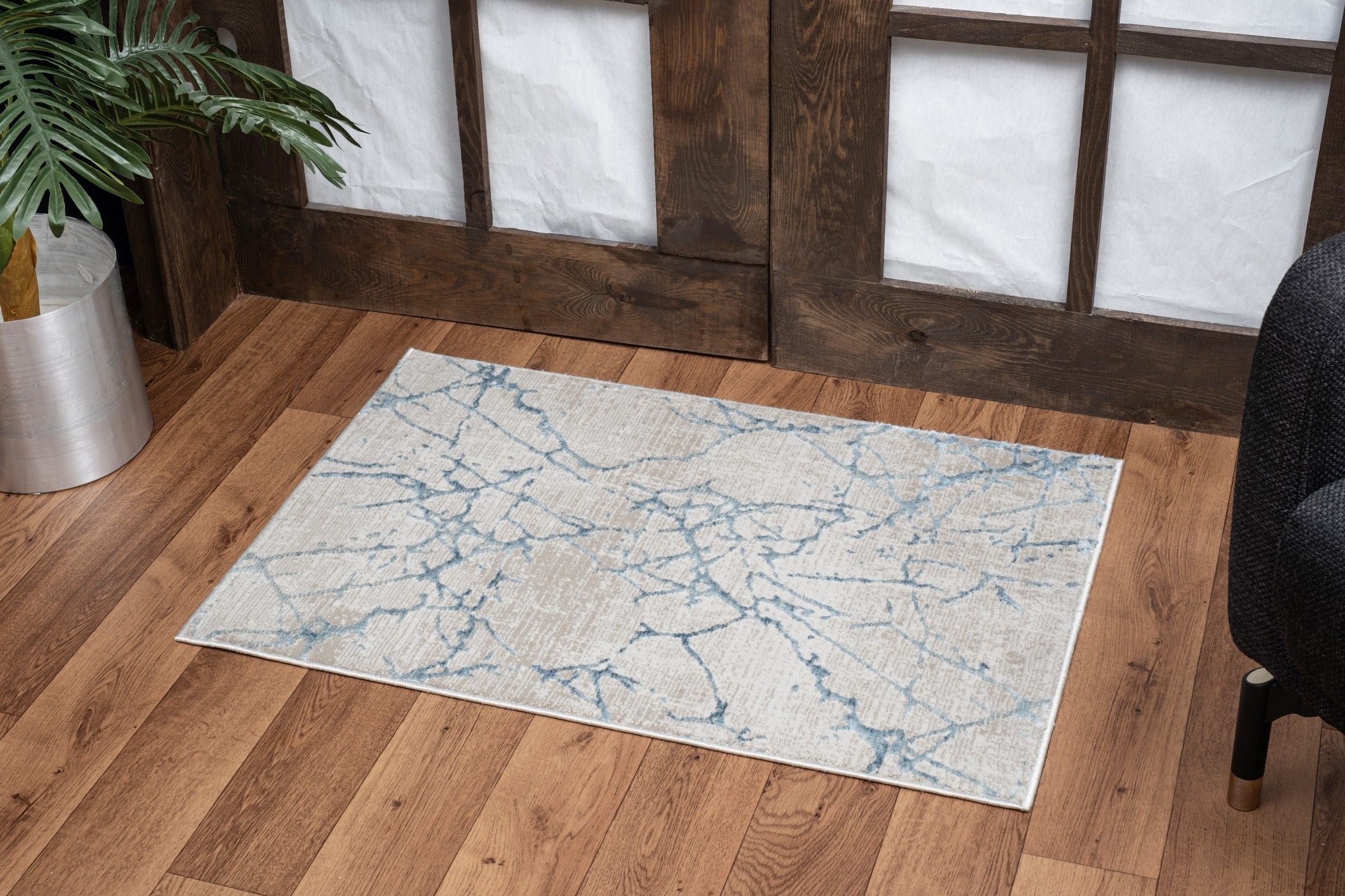 Elegance - 5'3" X 7'3" Area Rug - Blue, Polyester