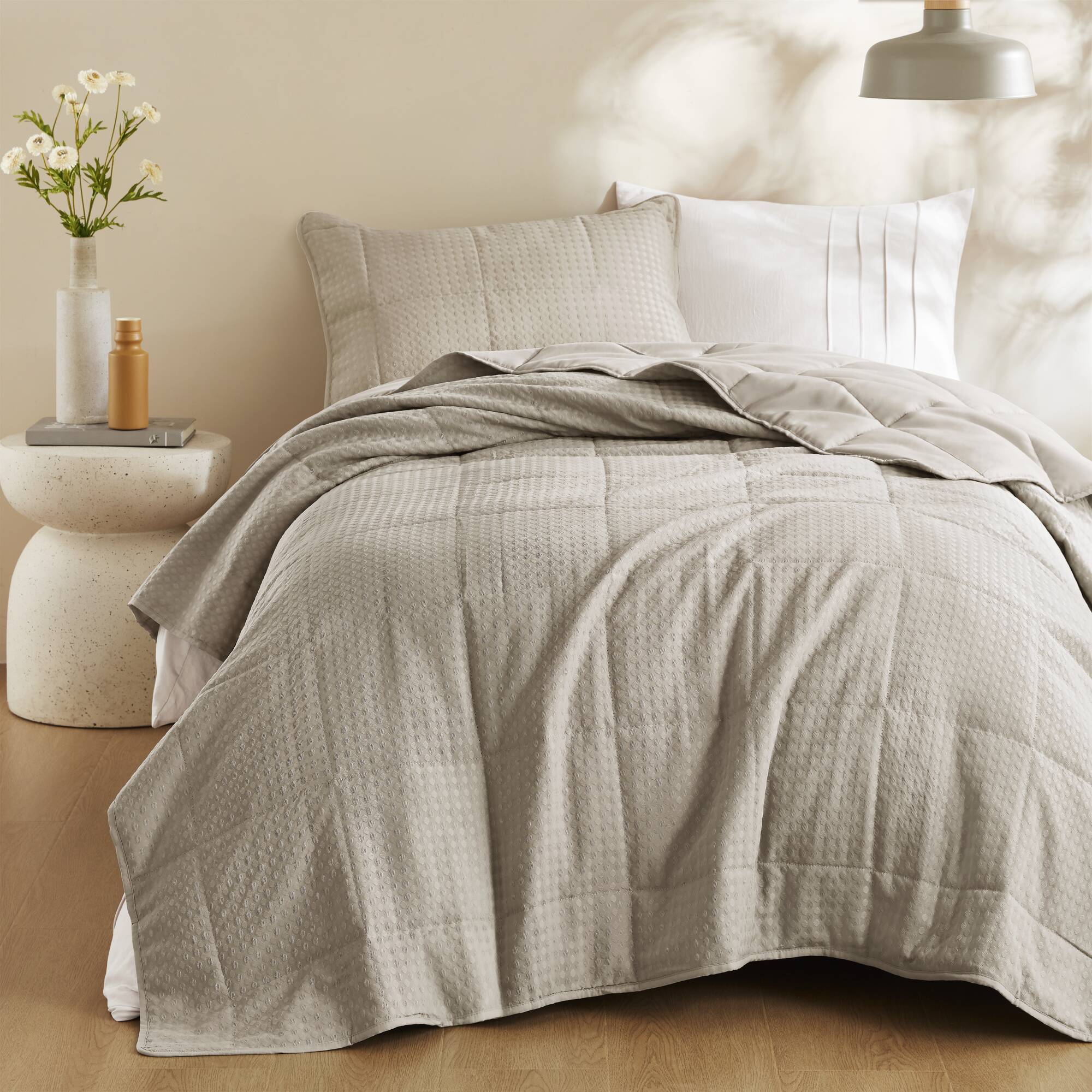 Mina - Twin/Twin Long Waffle Weave Textured Quilt Set - Neutral