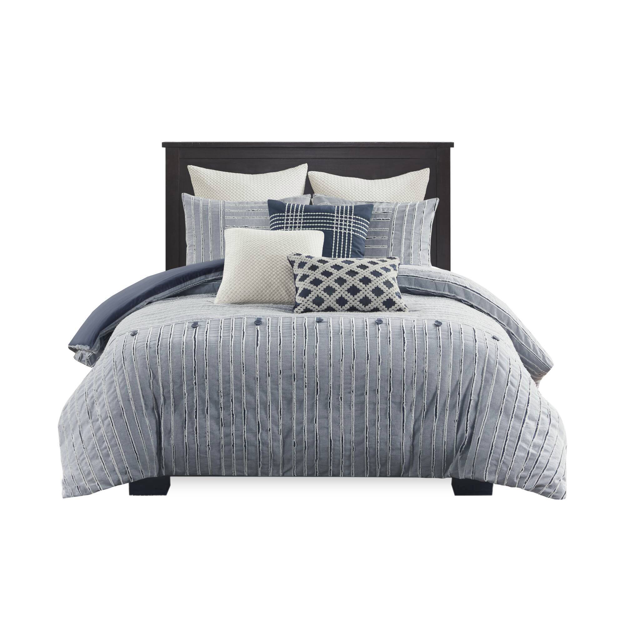 Essence - Oversized Cotton Clipped Jacquard Comforter Set With Euro Shams and Throw Pillows - Blue