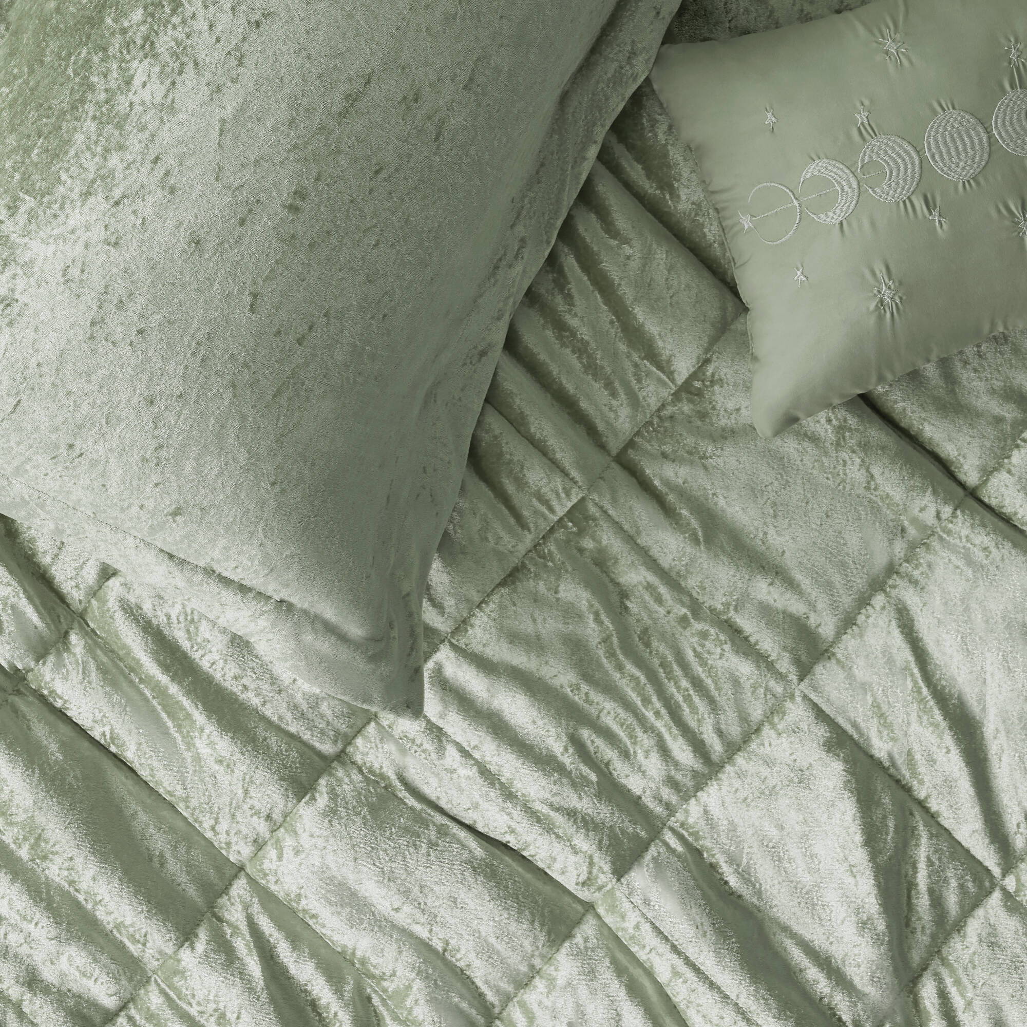 Felicia - Velvet Twin Duvet Cover Set With Throw Pillow - Green