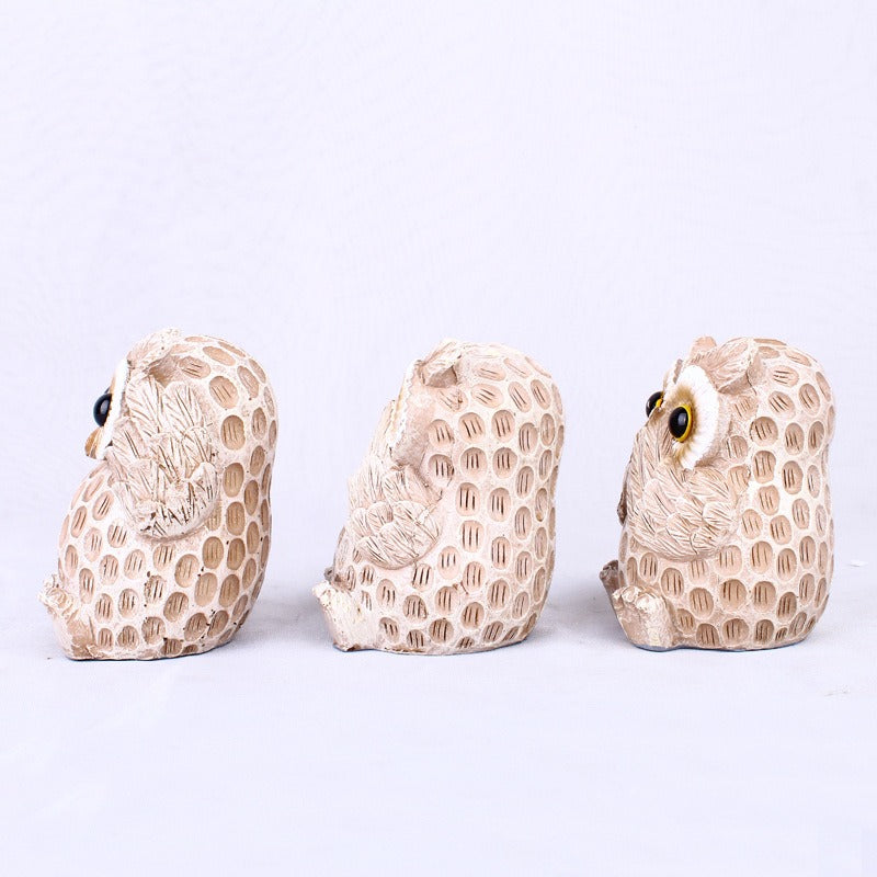 Resin Crafts European Style Cute and Cute Owl Wine Cabinet, Living Room, Office Table, Home Decoration